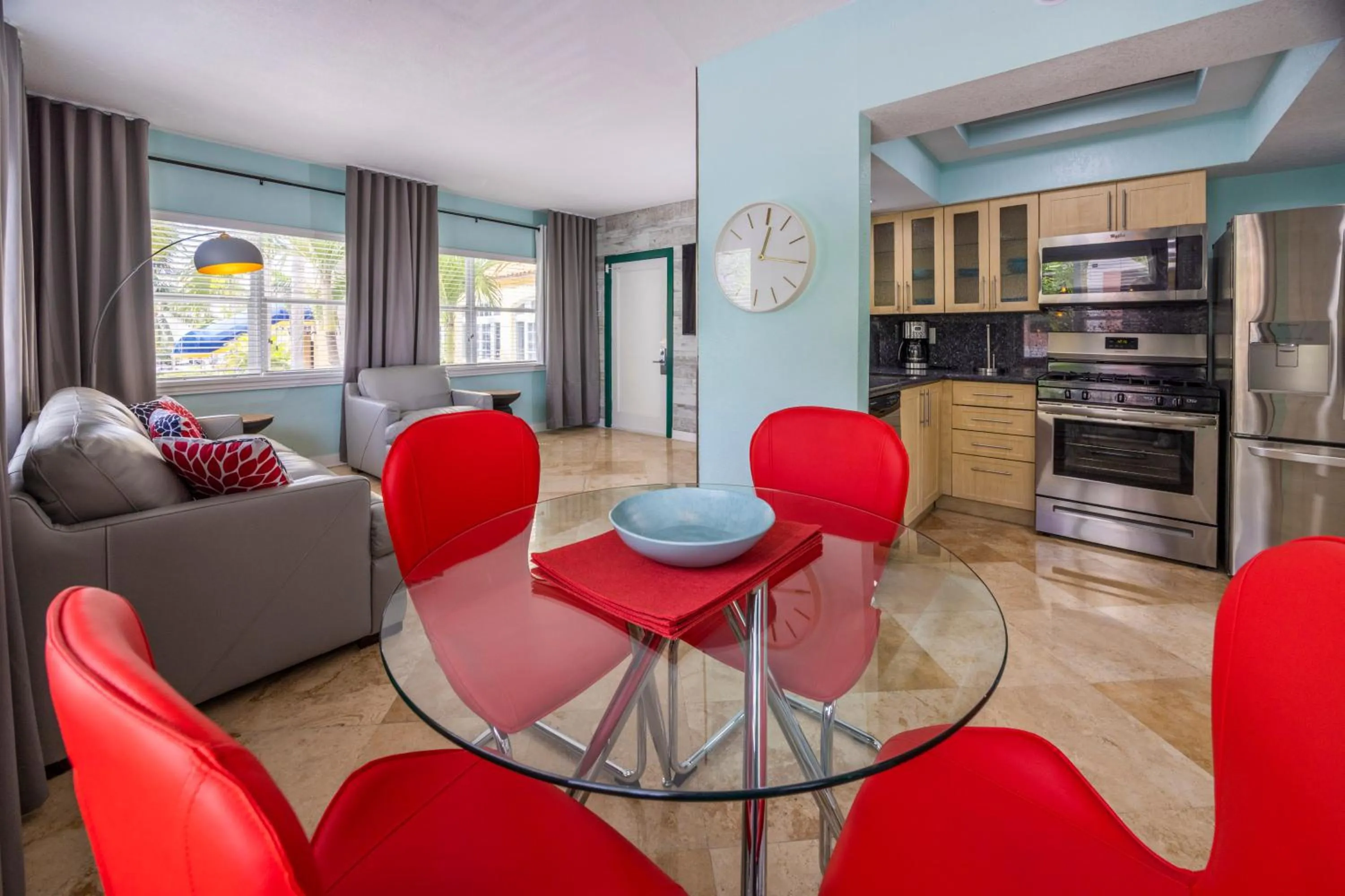 Living room in Suites on South Beach