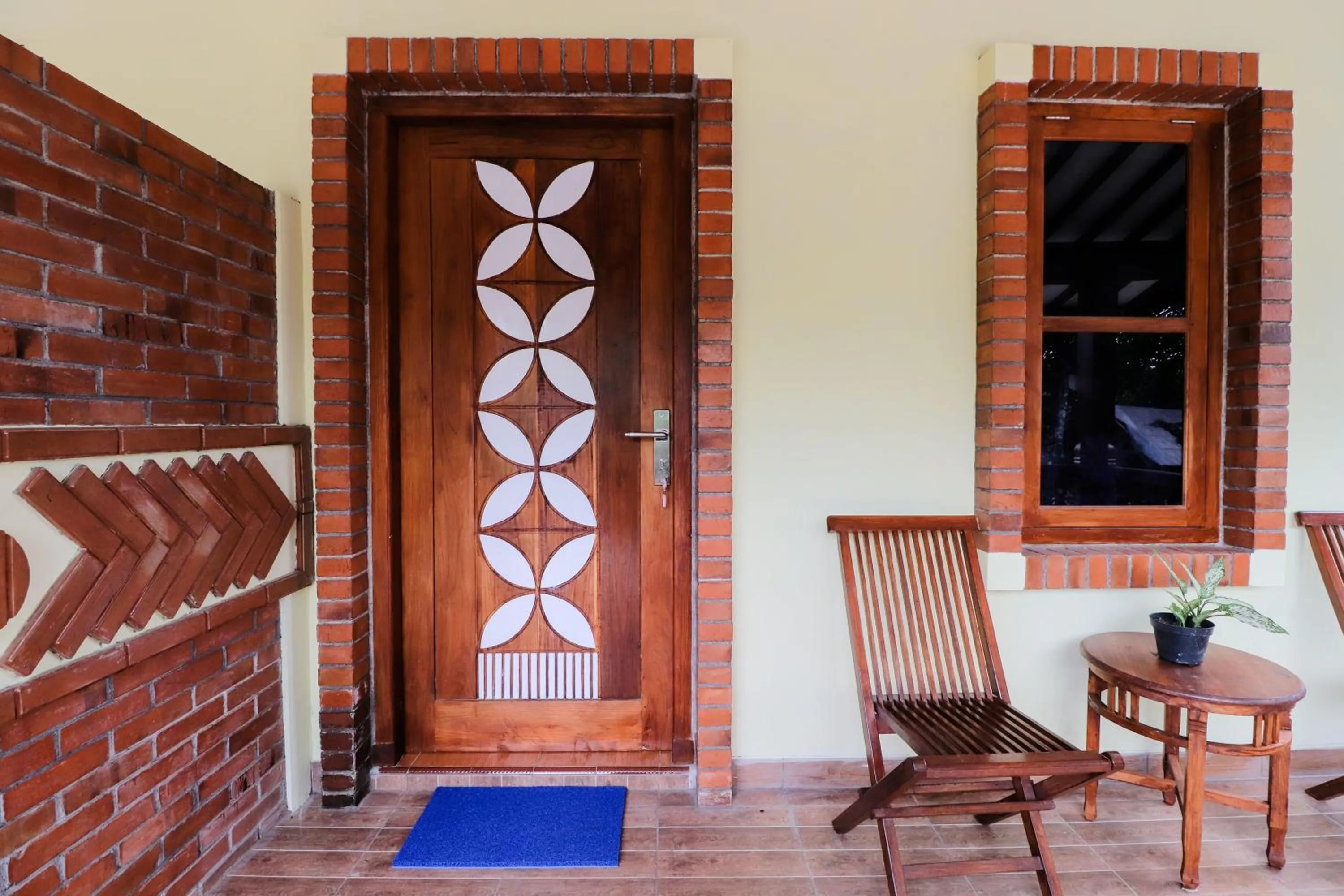 Property building in Homestay Nike Bed