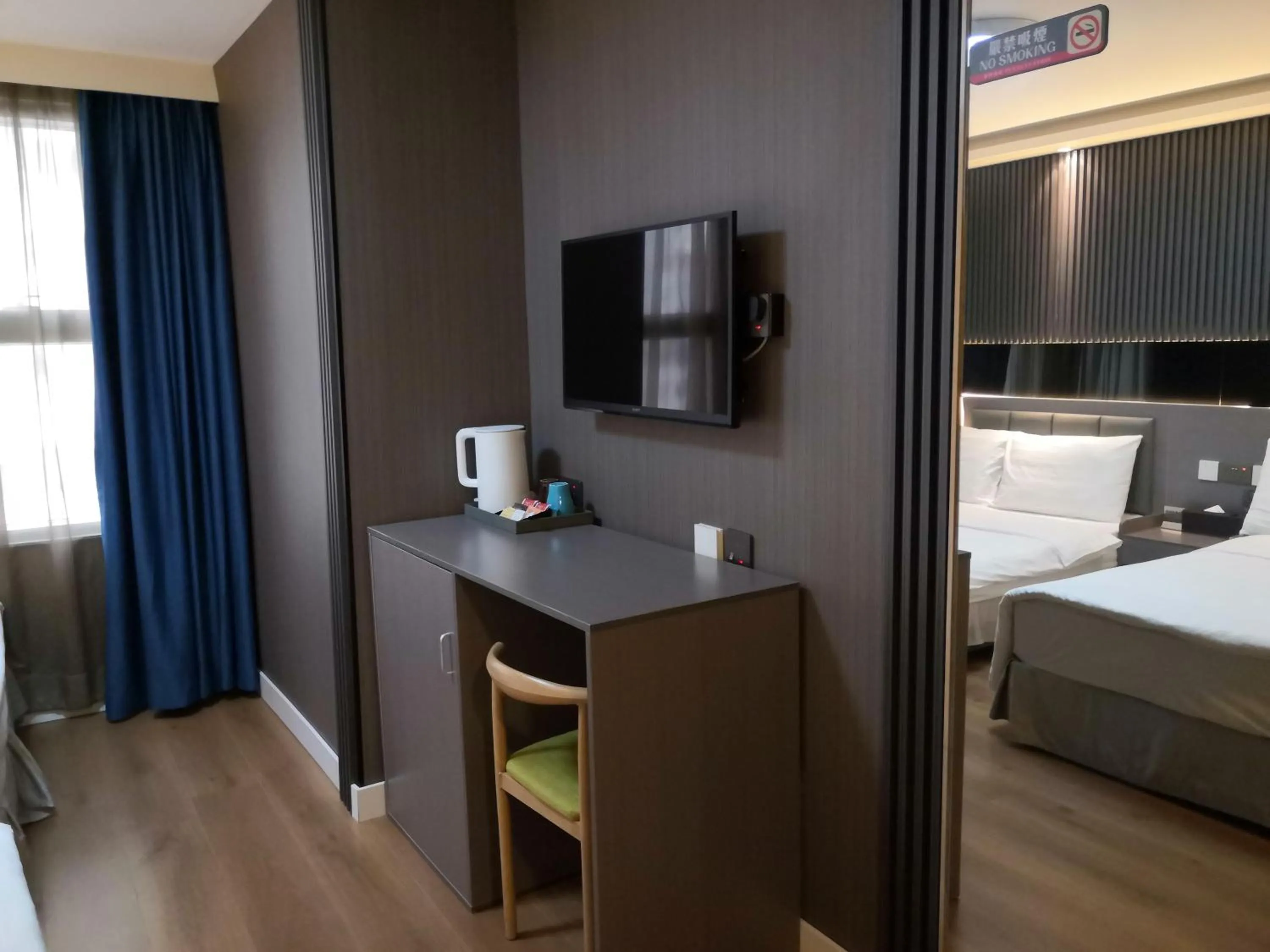 Bed in Hennessy Hotel