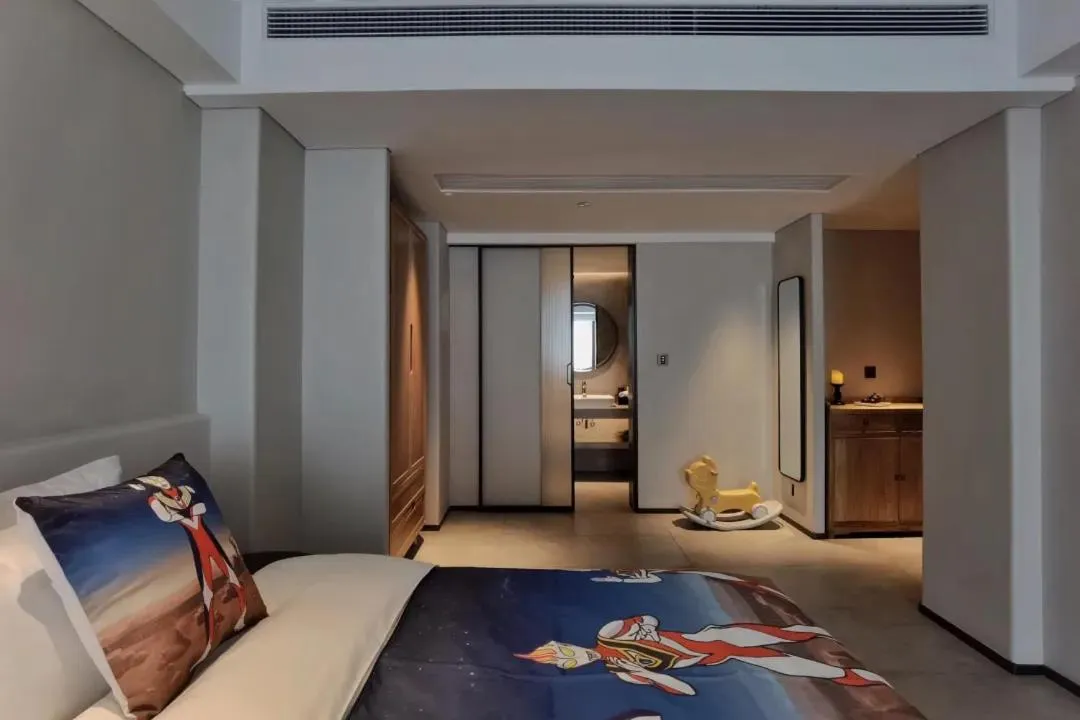 Bed in Phoenix Hall House Hotel