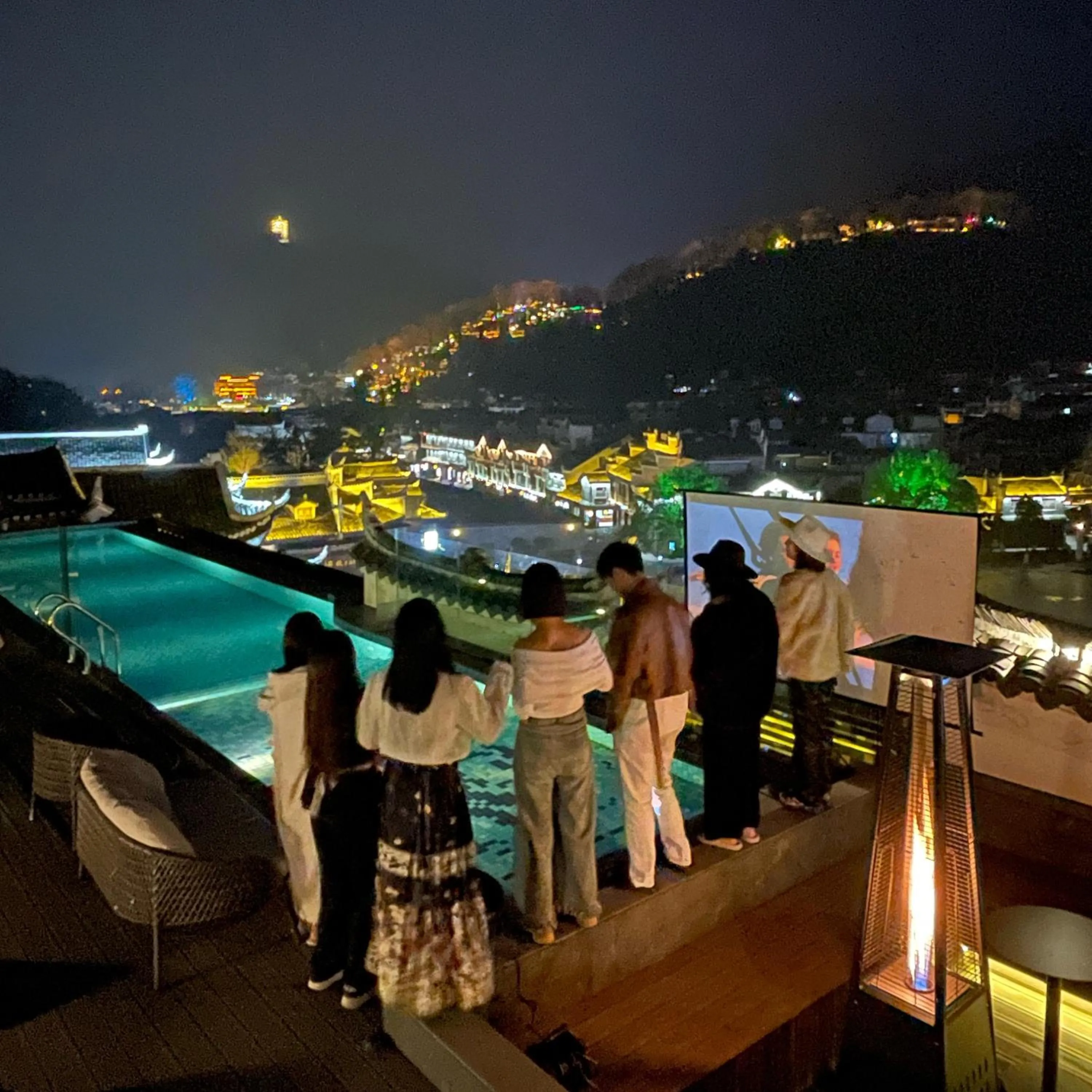 group of guests in Phoenix Hall House Hotel
