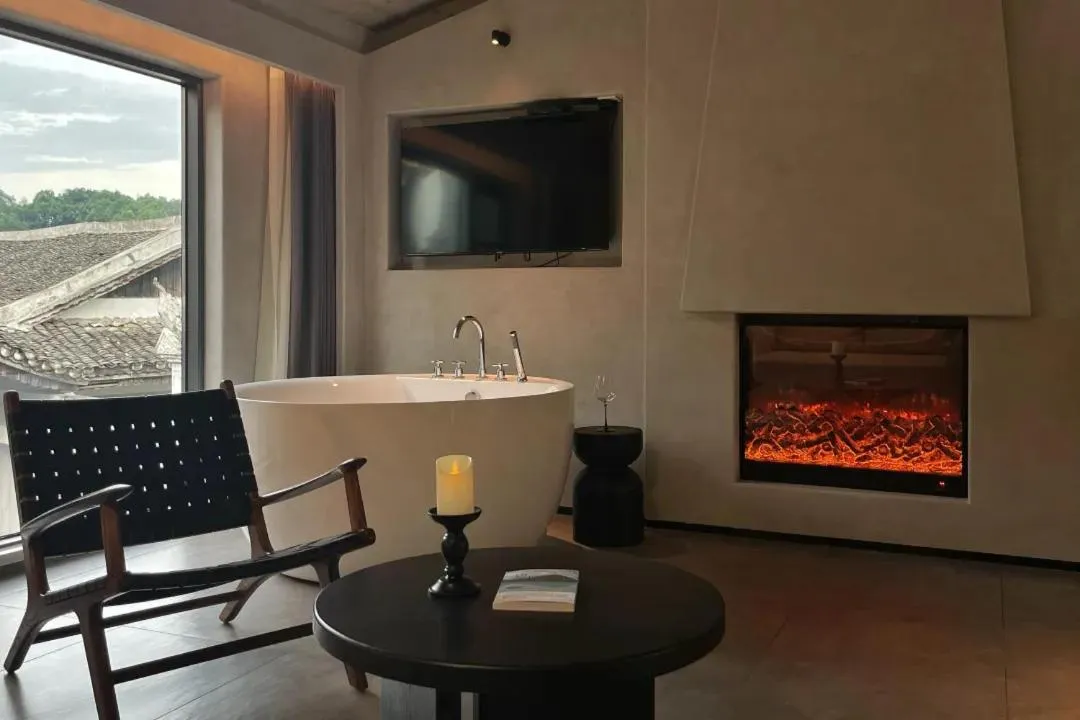 Seating area in Phoenix Hall House Hotel