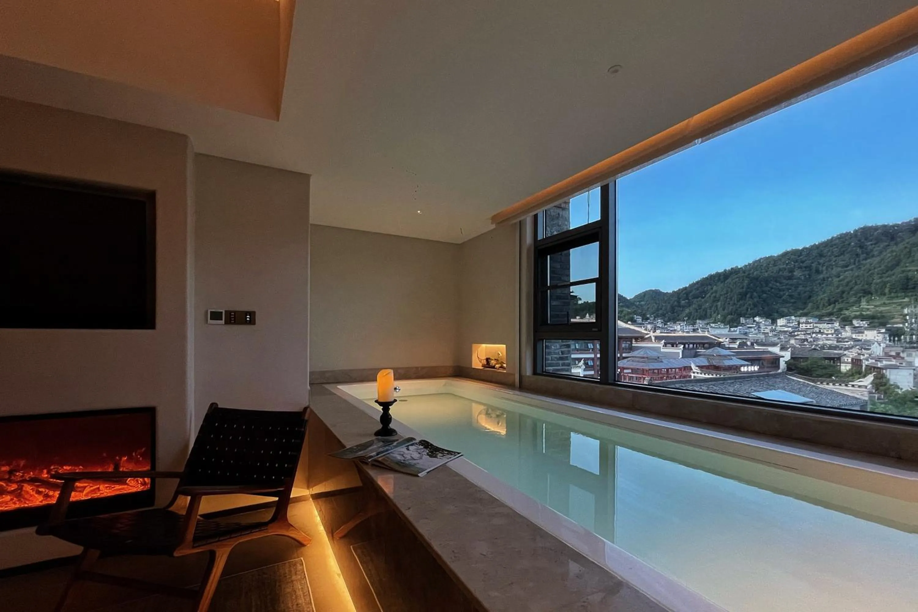 Pool view in Phoenix Hall House Hotel