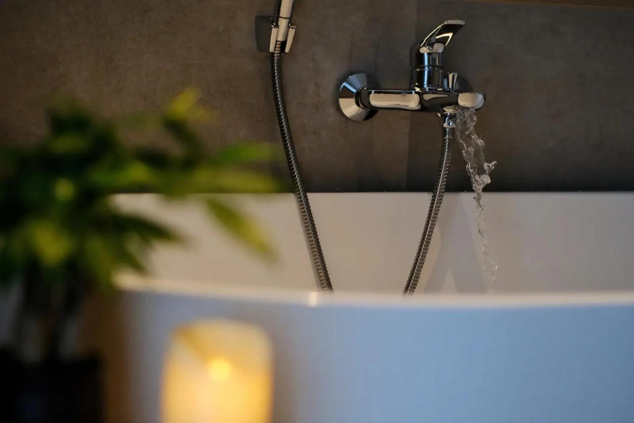 Bathroom in Phoenix Hall House Hotel