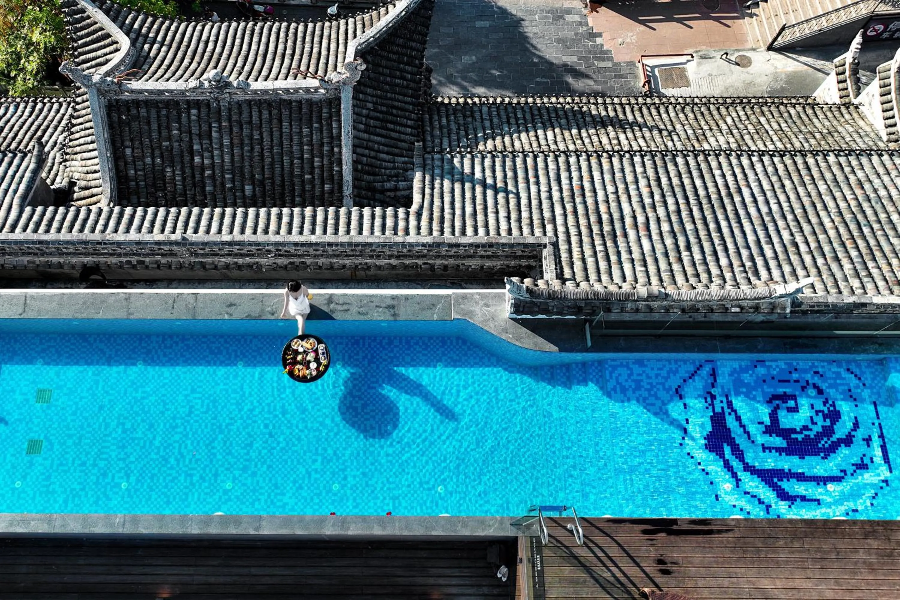 Day in Phoenix Hall House Hotel