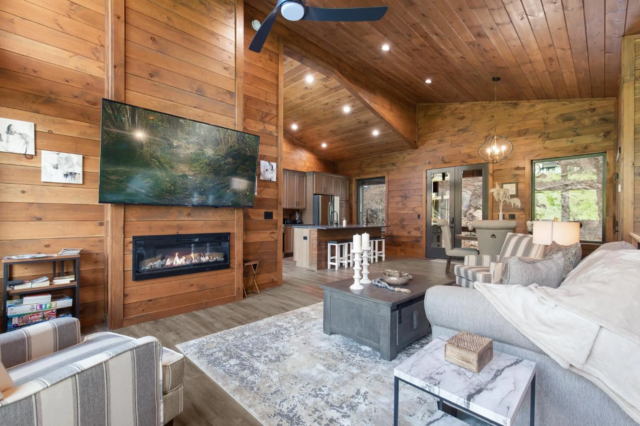 Property building in Hillside Retreat