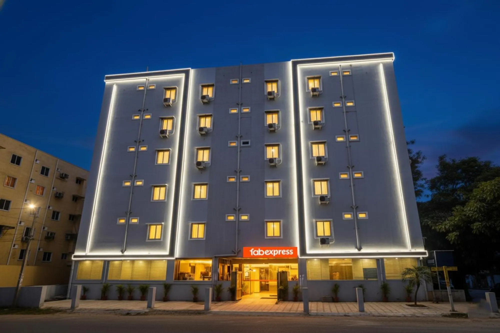 Property building in FabHotel Broholic Suites - Nr US Consulate, Financial District