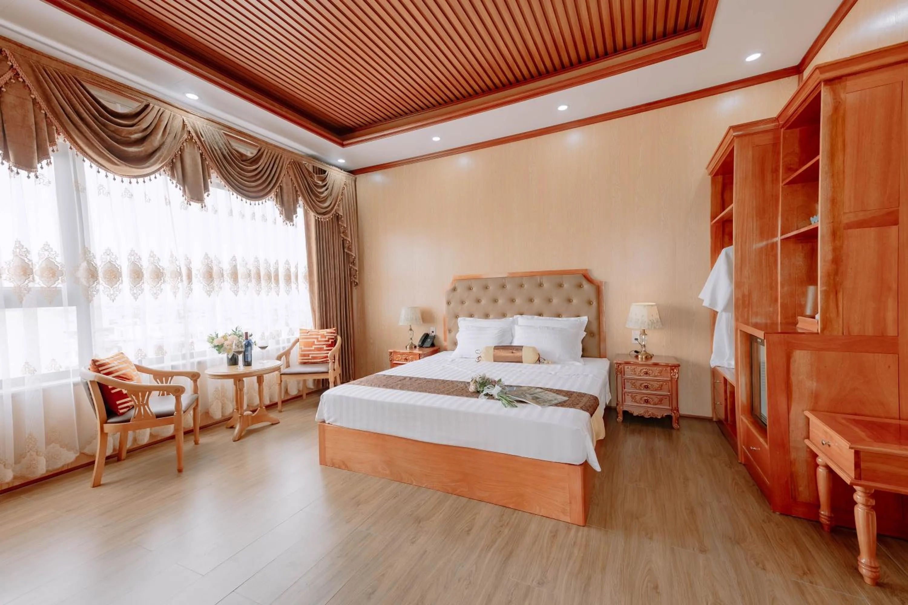 Bedroom, Bed in Tuan Nam Hotel