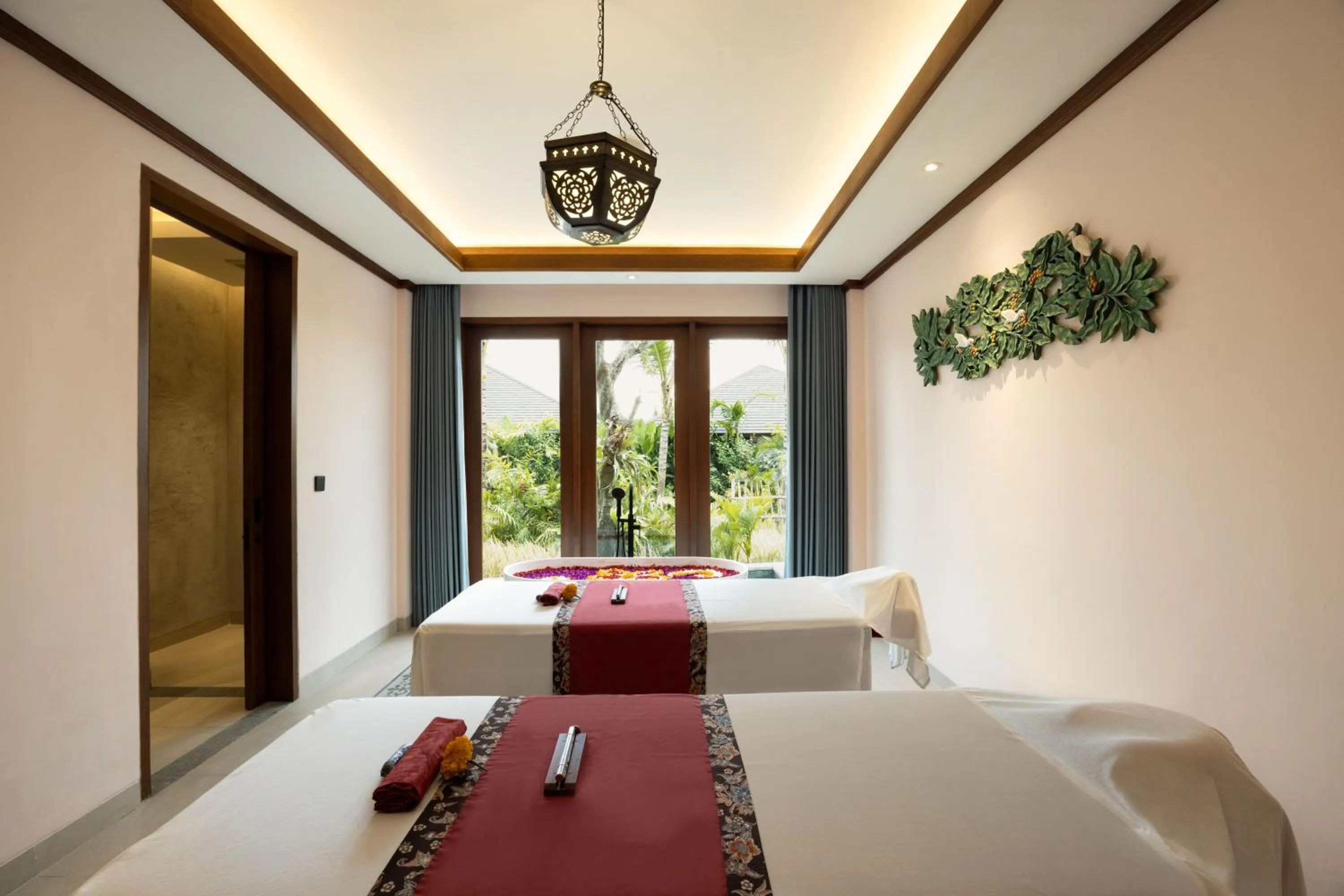 Spa and wellness centre/facilities, Bed in Inara Alas Harum