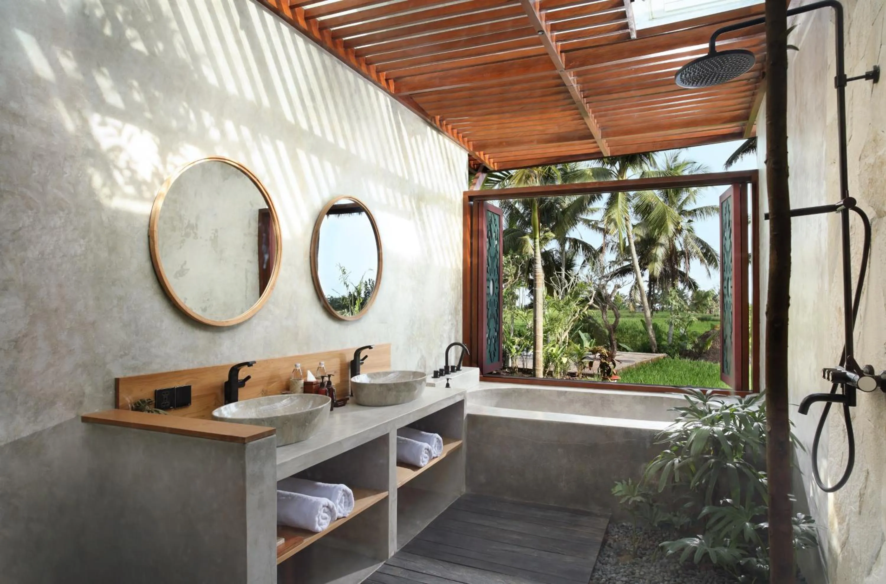 Bathroom in Inara Alas Harum