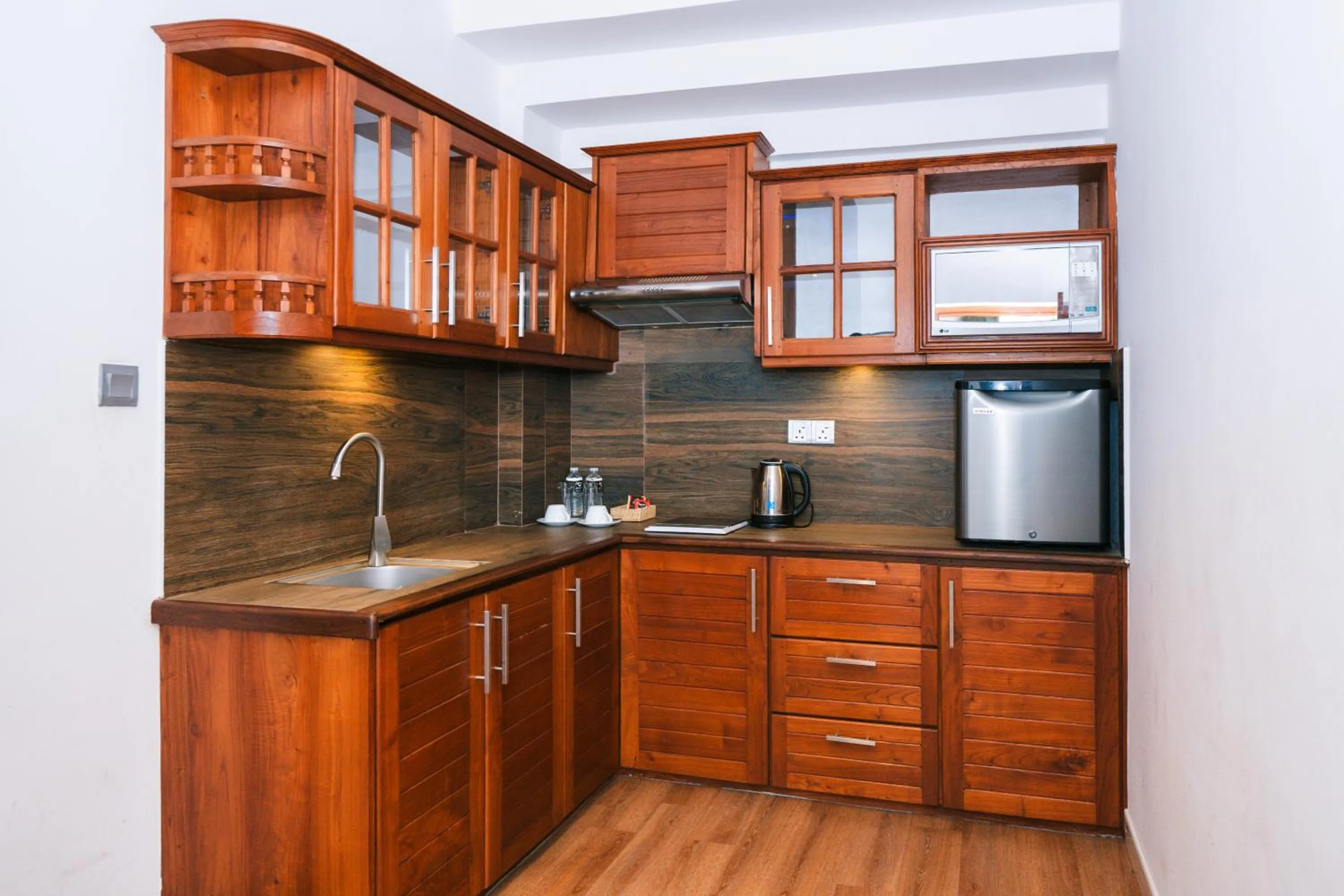 Kitchen or kitchenette in Baron Luxury Boutique