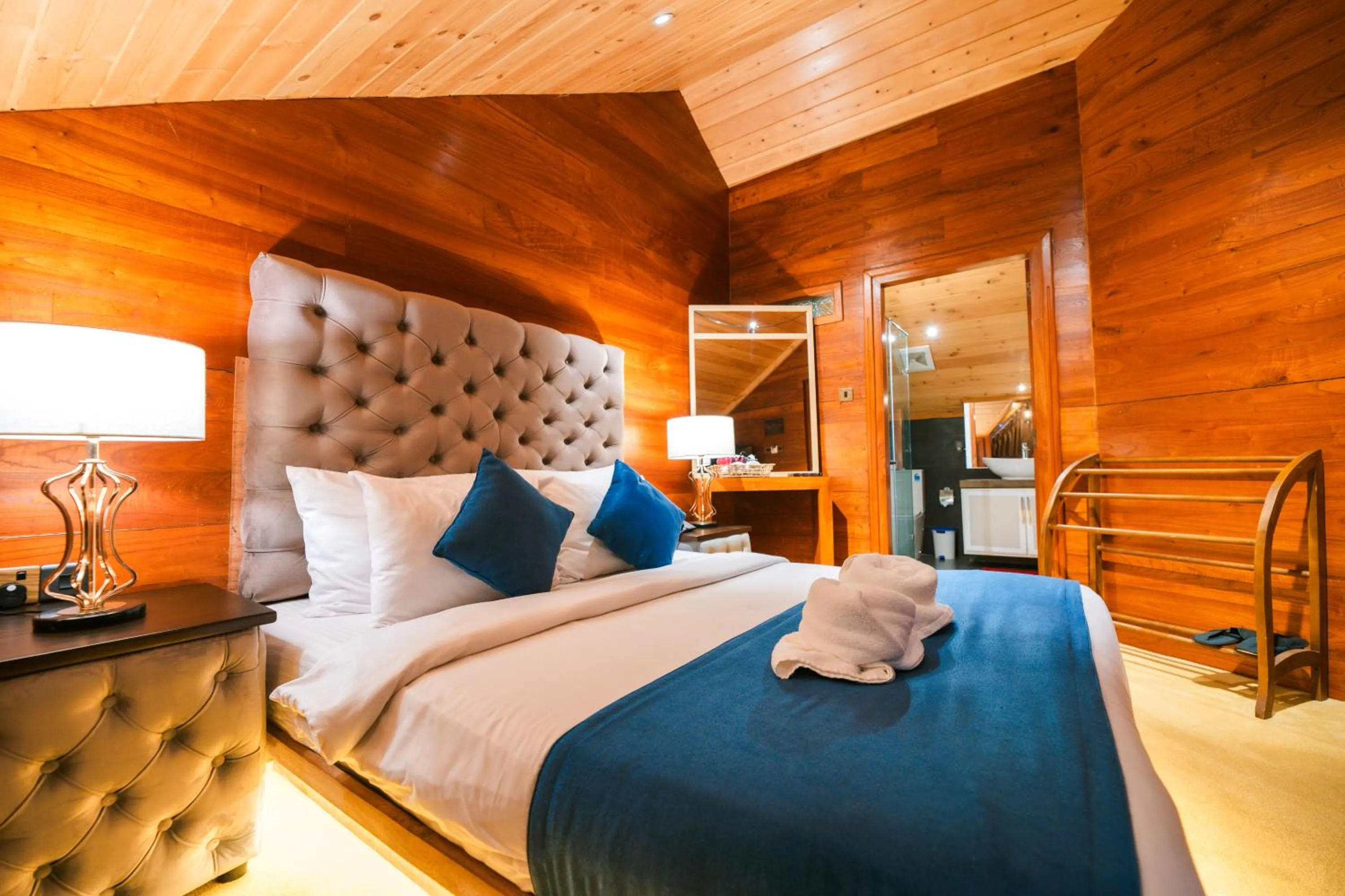 Photo of the whole room, Bed in Baron Luxury Boutique