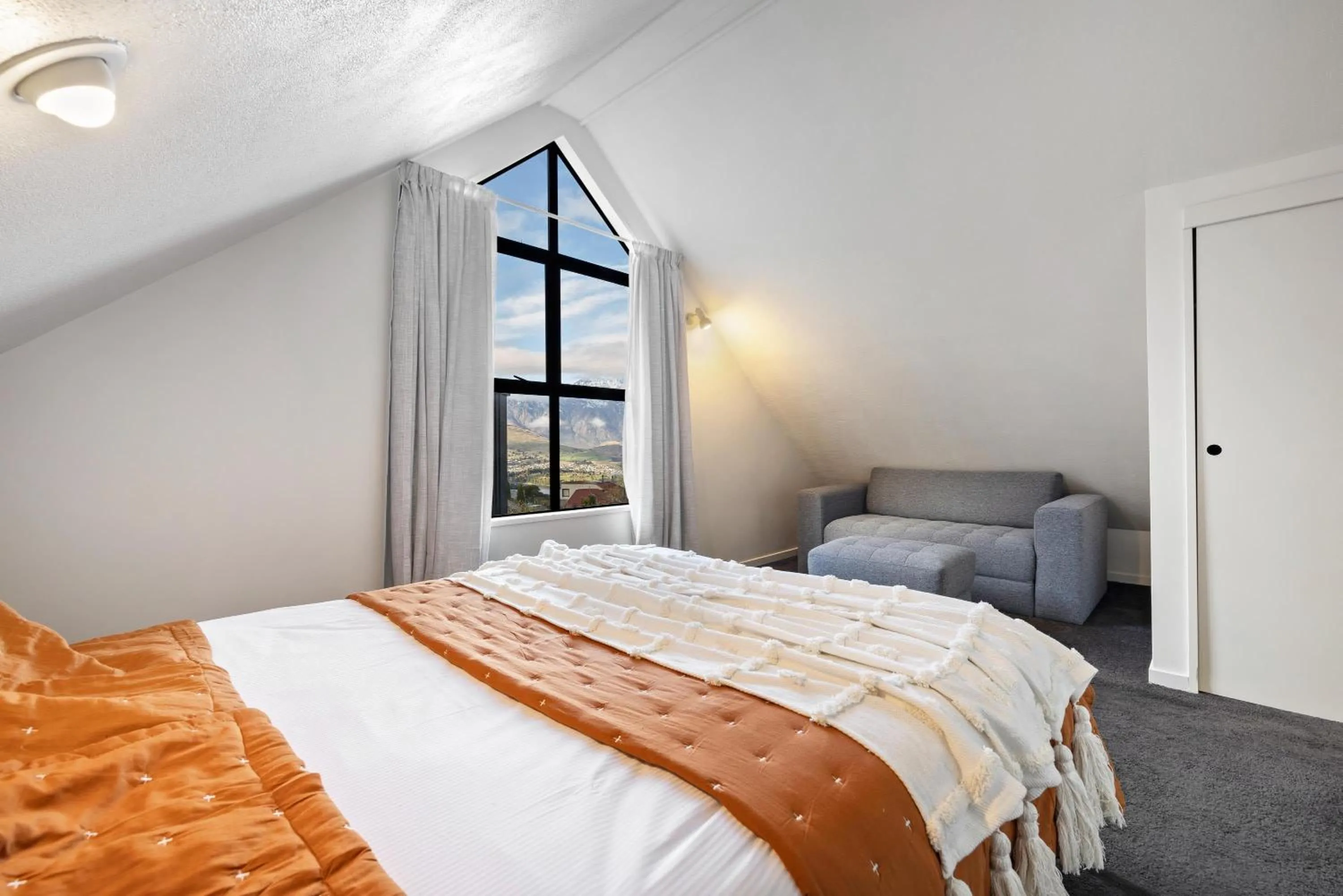 Bed in Remarkable Alpine Holiday Home