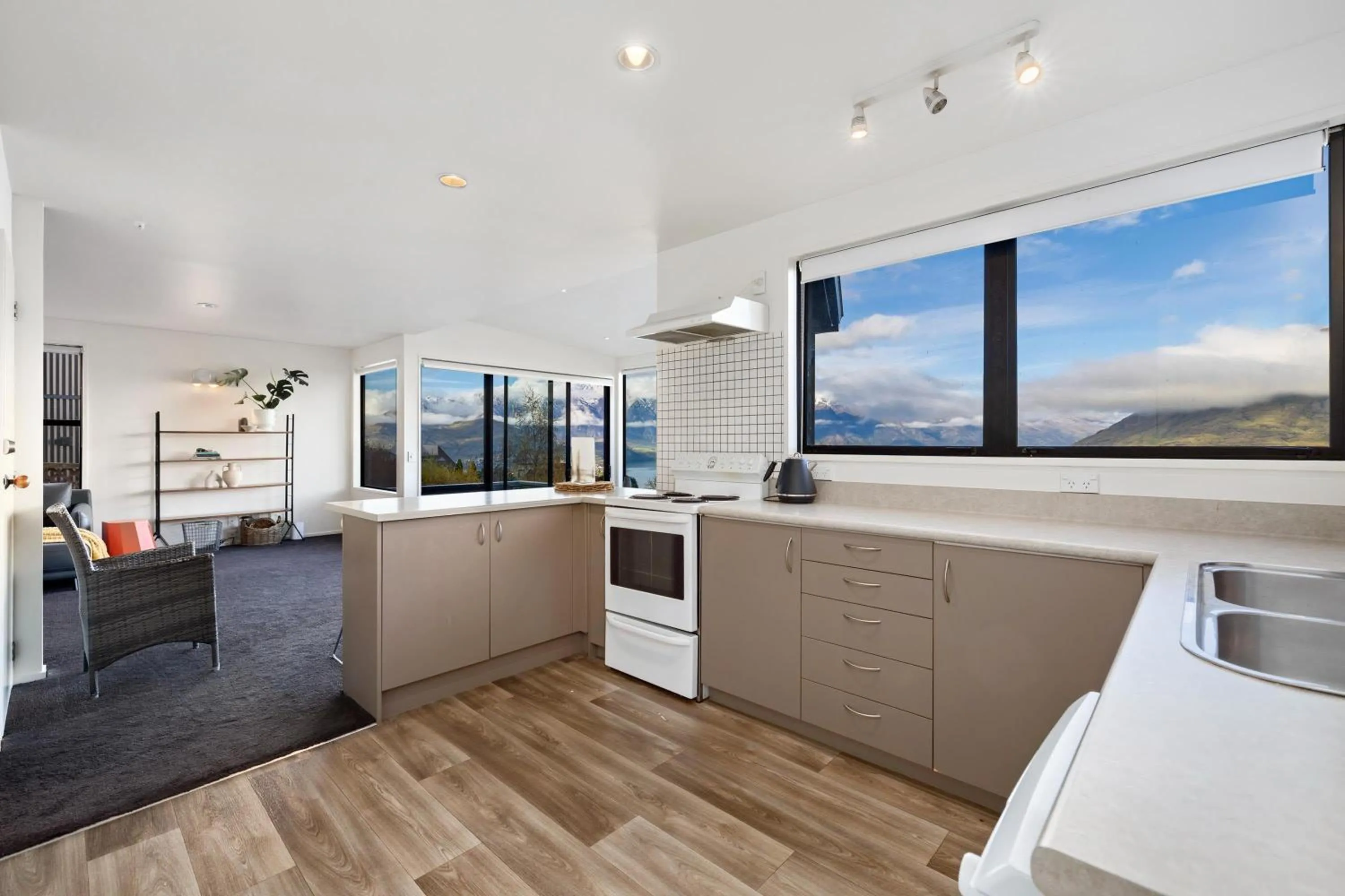 Kitchen or kitchenette in Remarkable Alpine Holiday Home