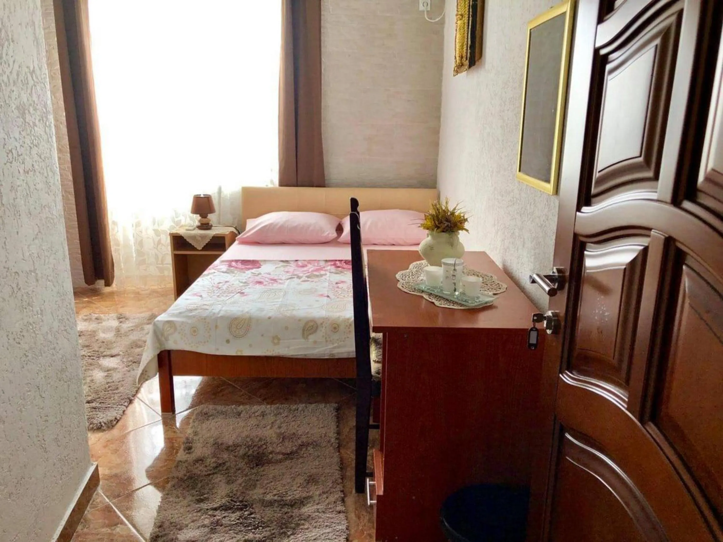 Bedroom, Bed in Apartments Zuto