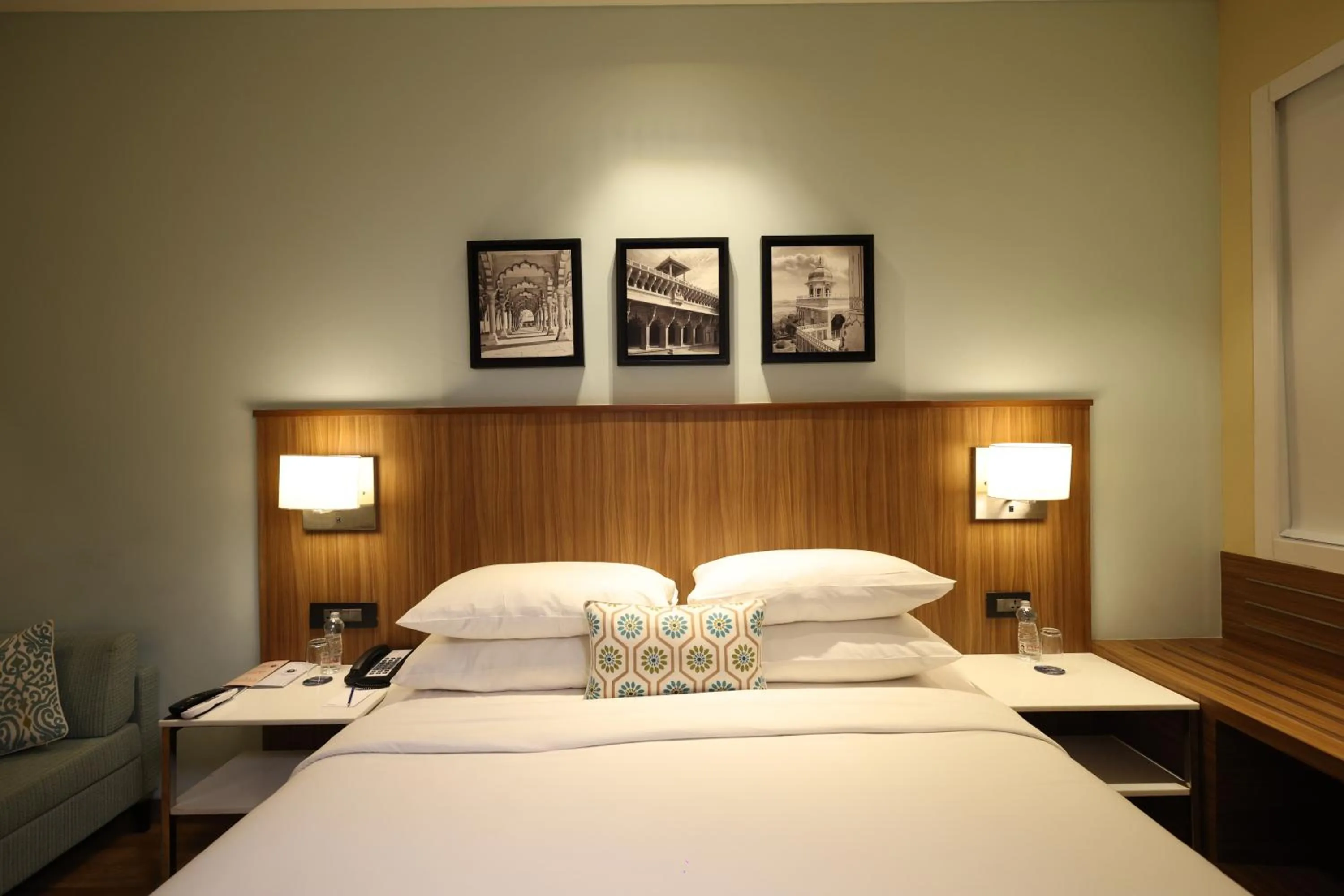 Bedroom, Bed in Fairfield by Marriott Agra
