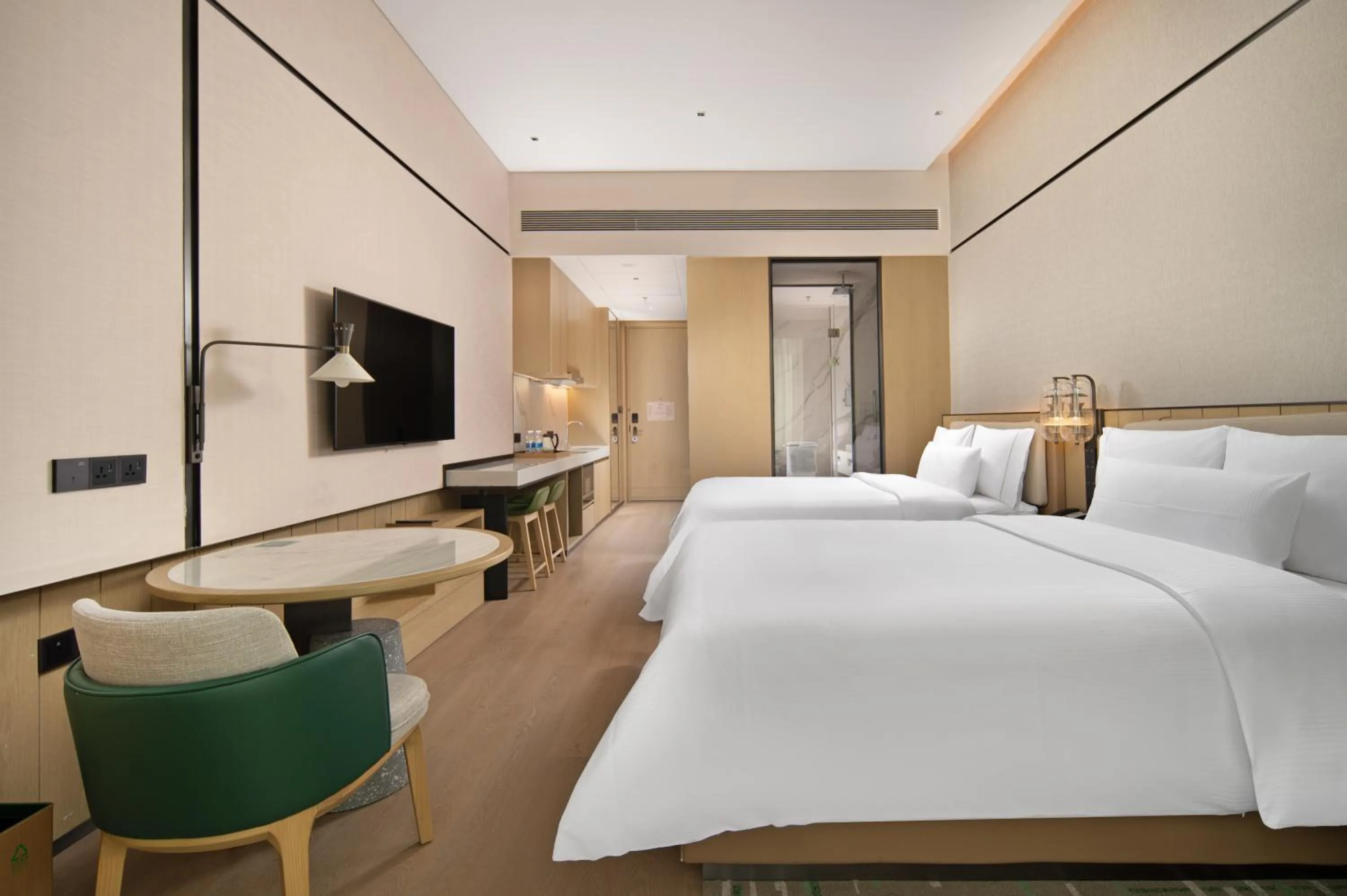 Photo of the whole room, Bed in Element Guangzhou Baiyun