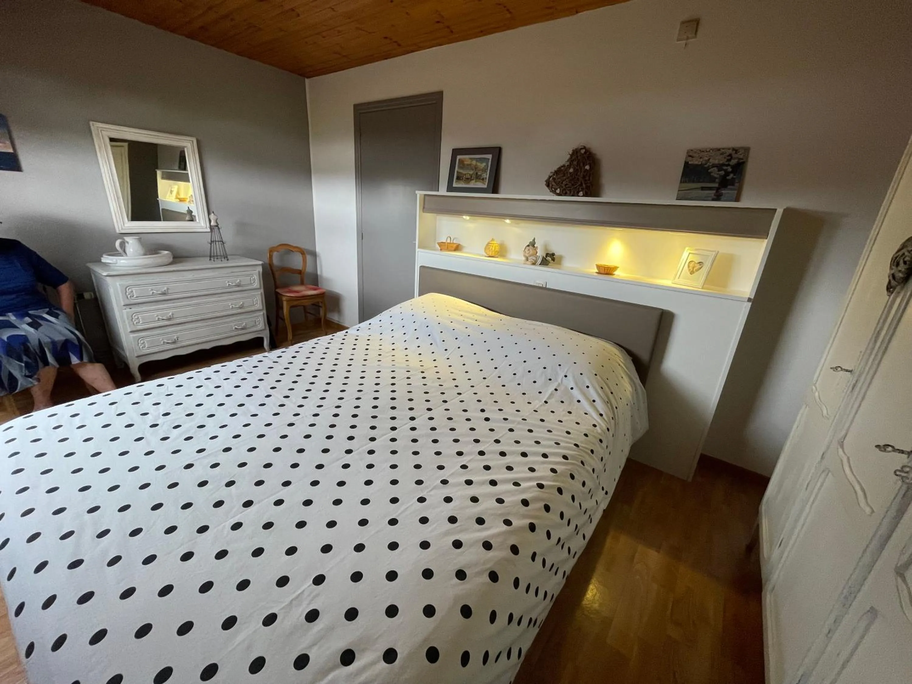 Photo of the whole room, Bed in B&B Des Bois Sans Nombre