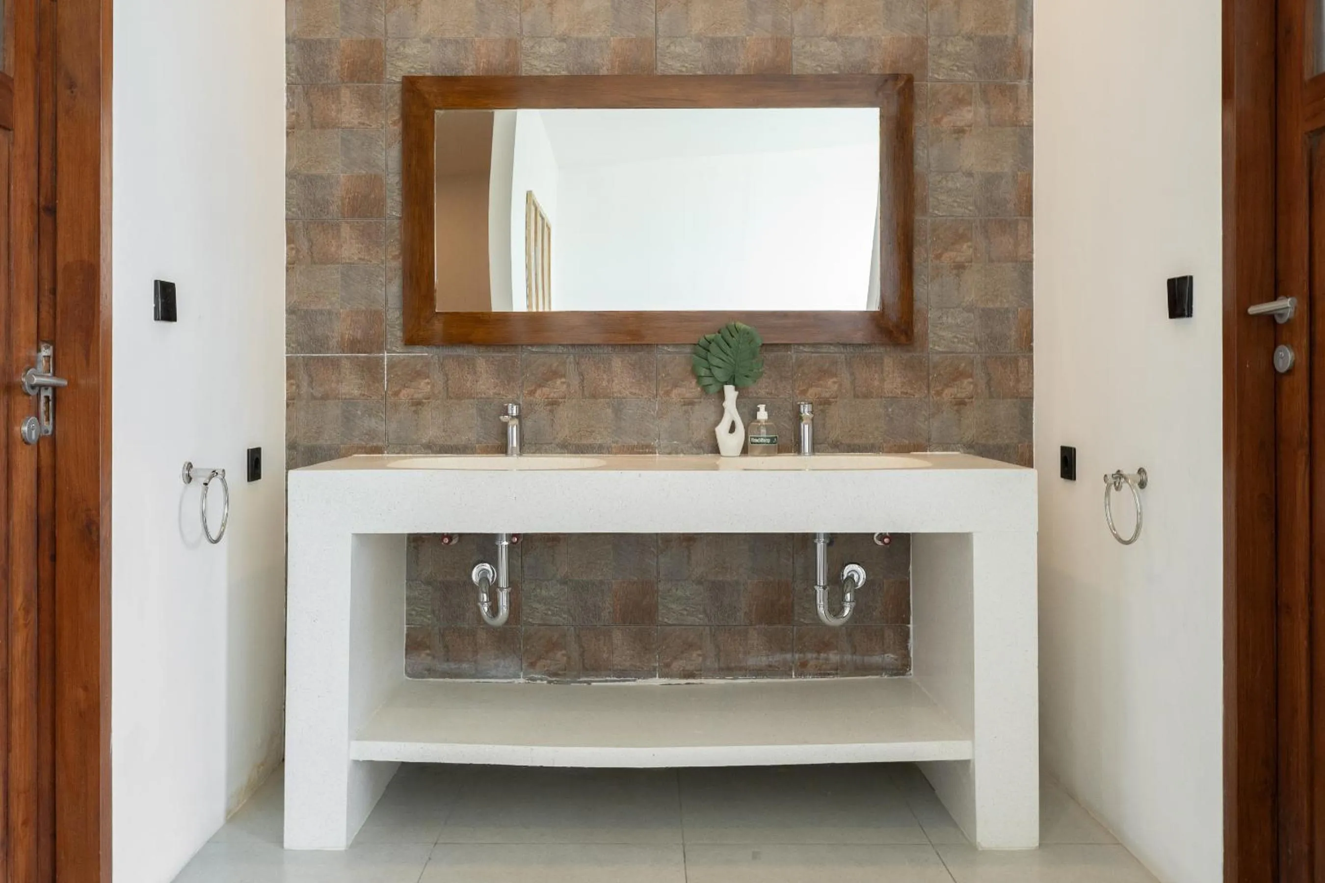 Bathroom in Kammara villa