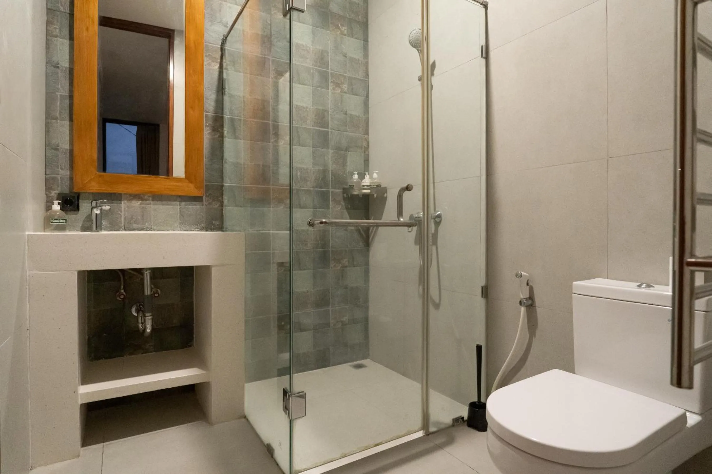 Shower in Kammara villa
