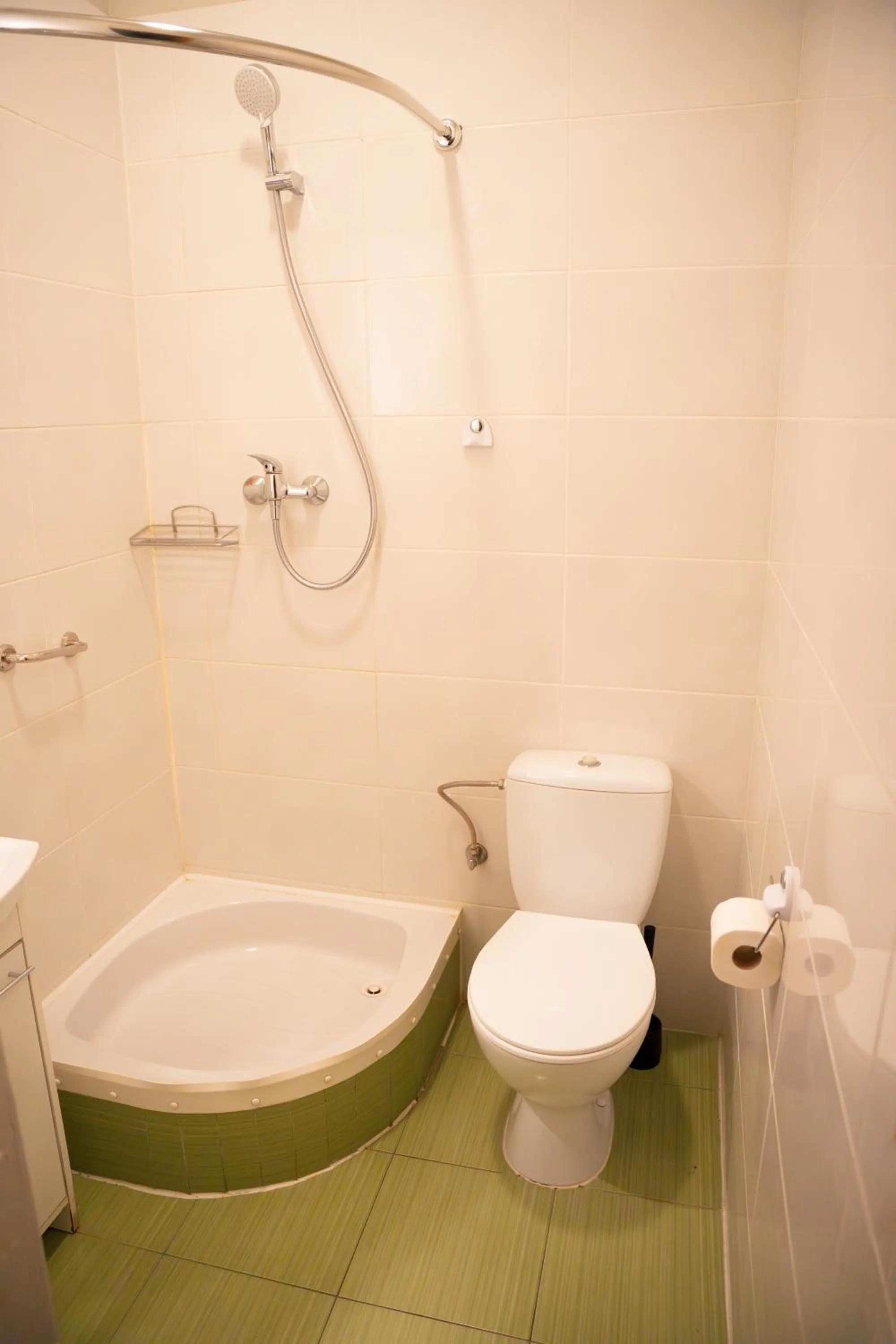 Shower in Hostel H360 - dawniej Hotelik Relax