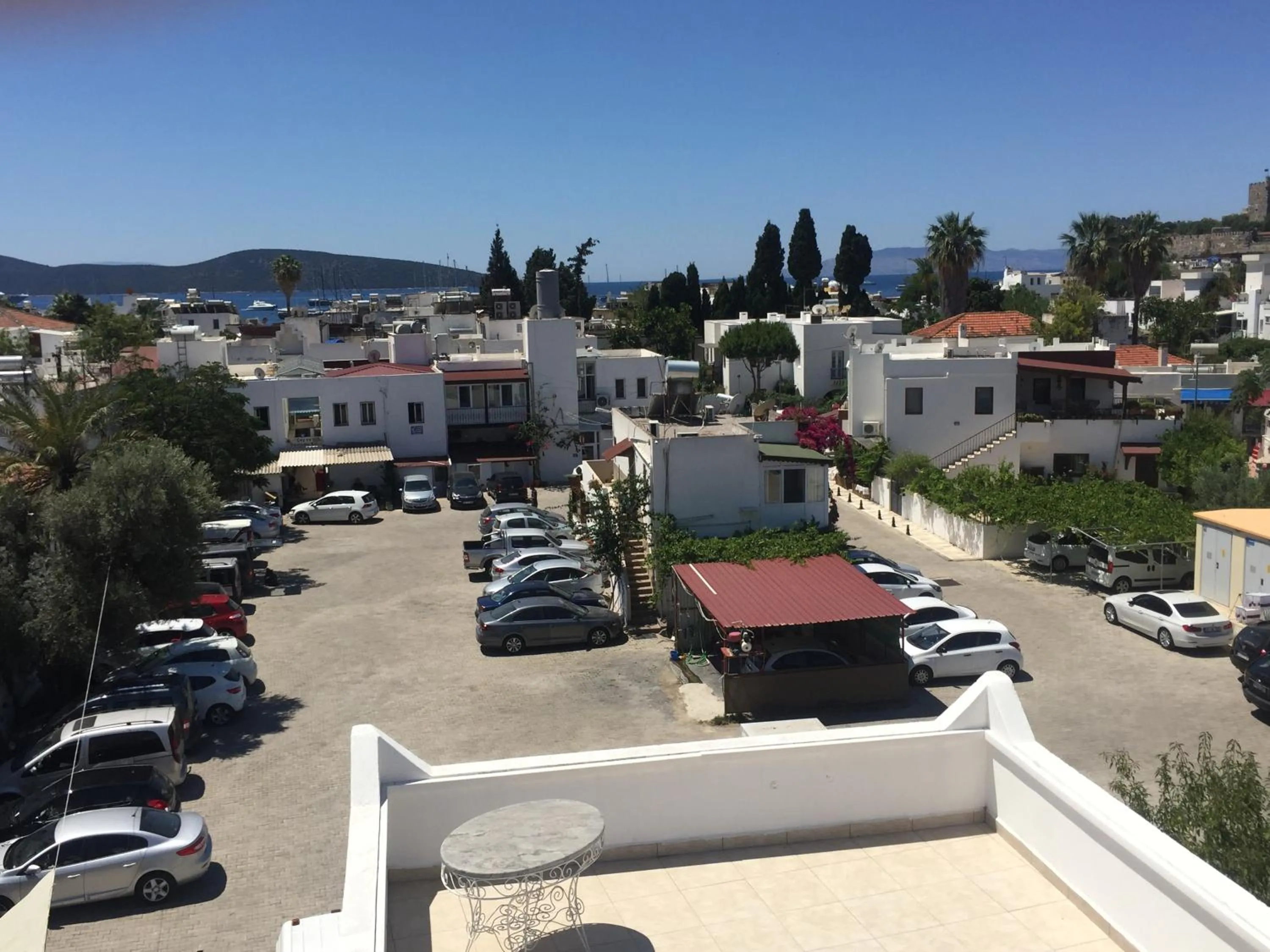 Nearby landmark in Tay Pansiyon