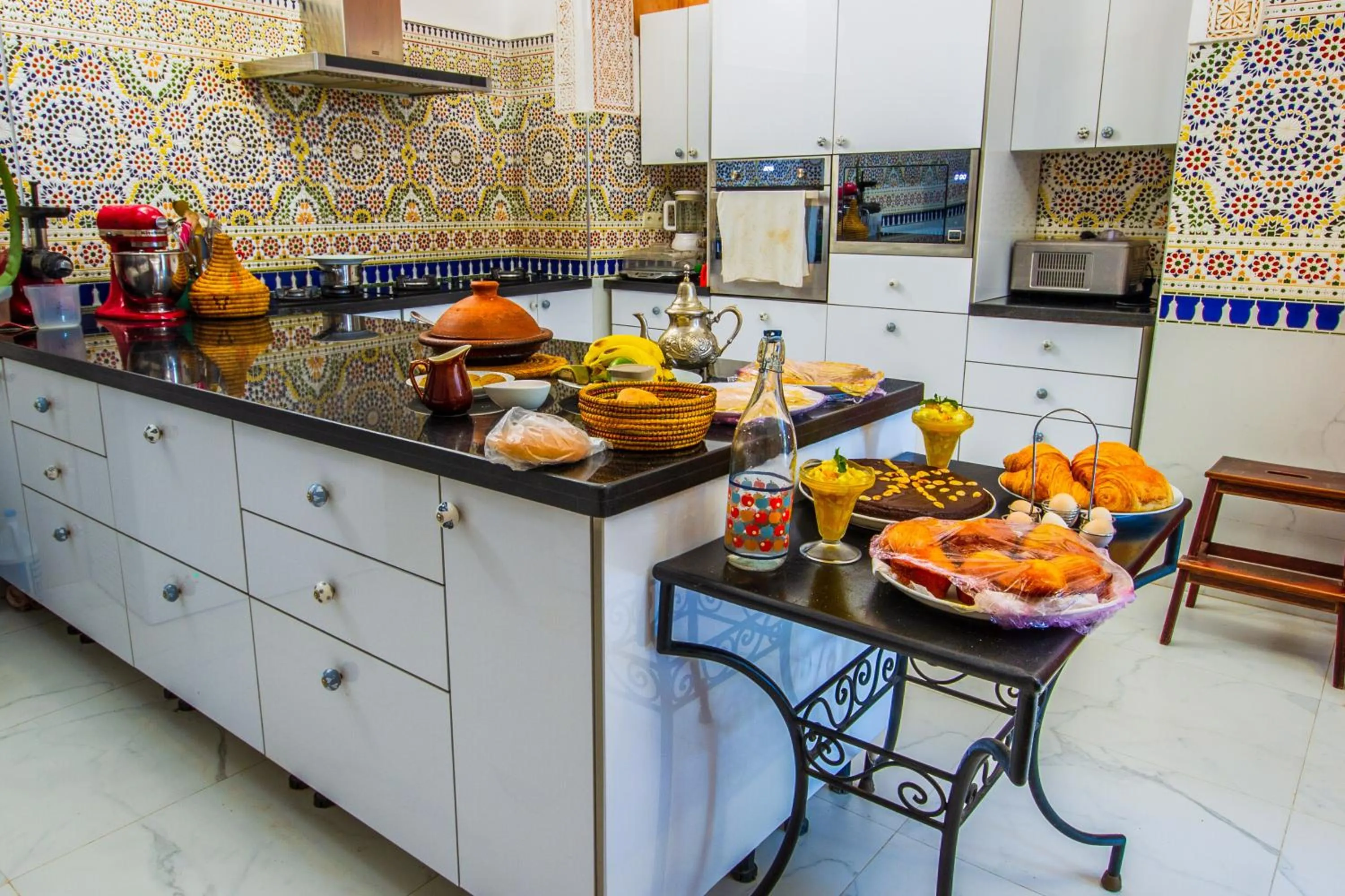 kitchen in Riad Dombaraka