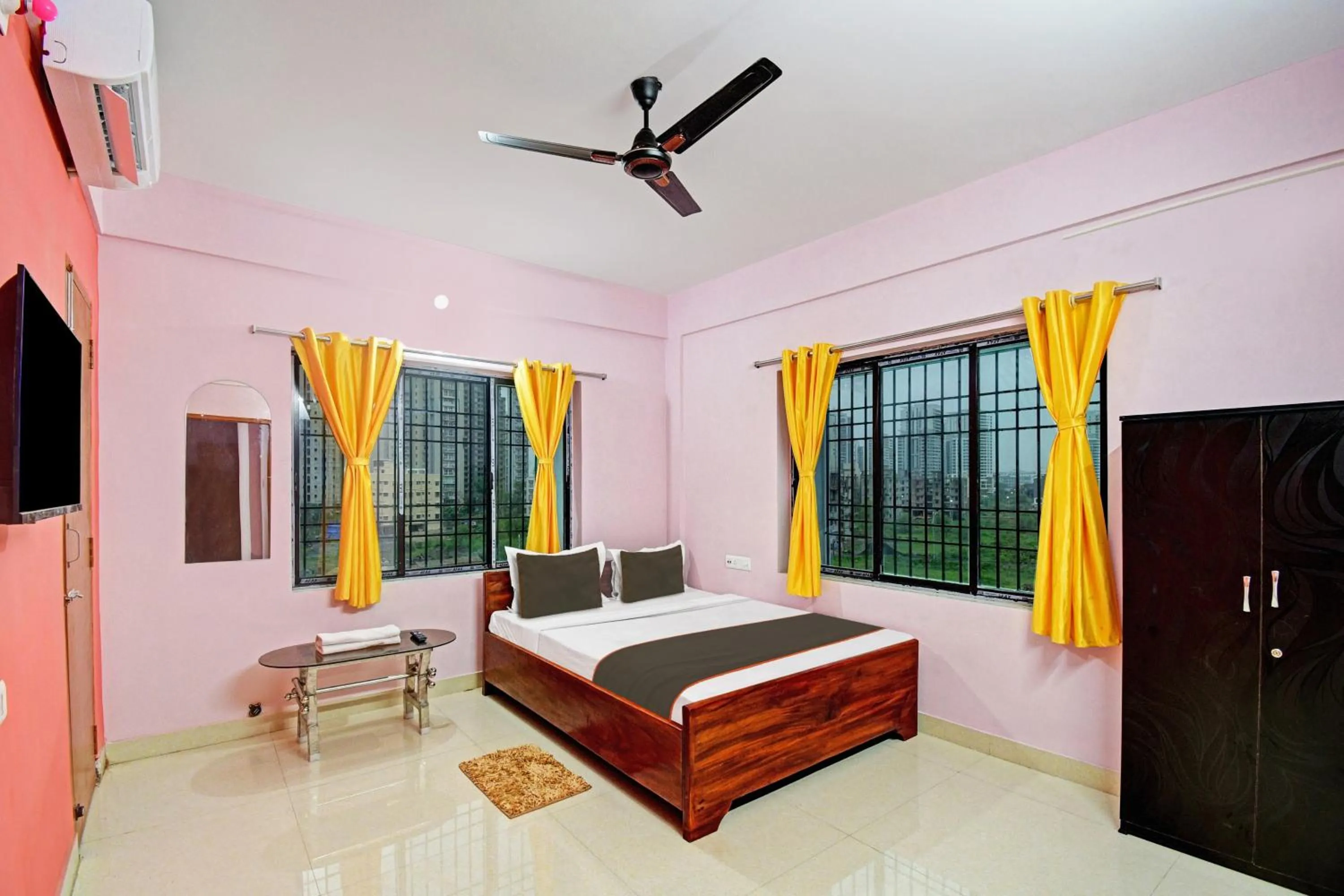 Bedroom, Bed in Hotel O Crystal Palace Tata Medical Centre