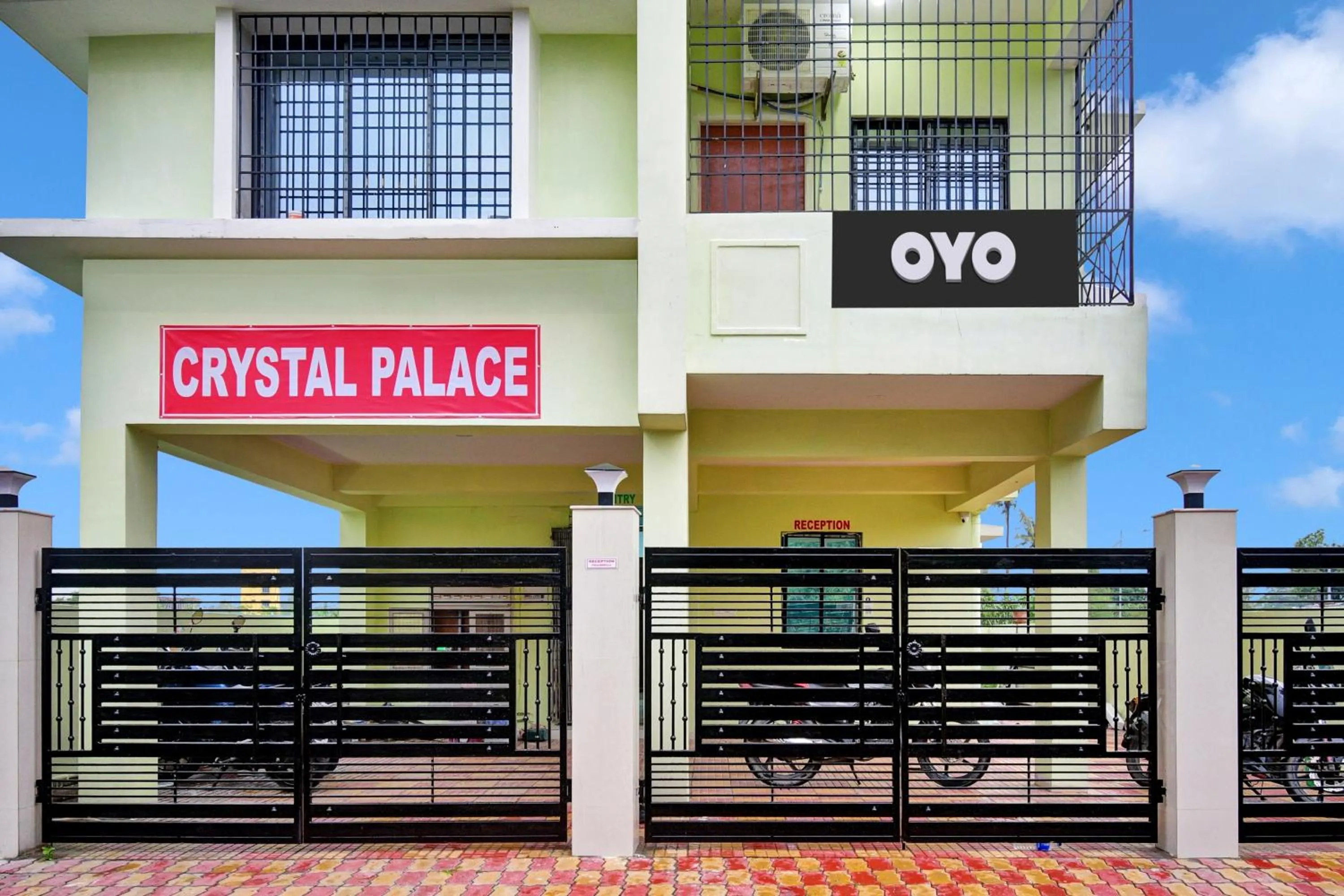 Facade/entrance in Hotel O Crystal Palace Tata Medical Centre