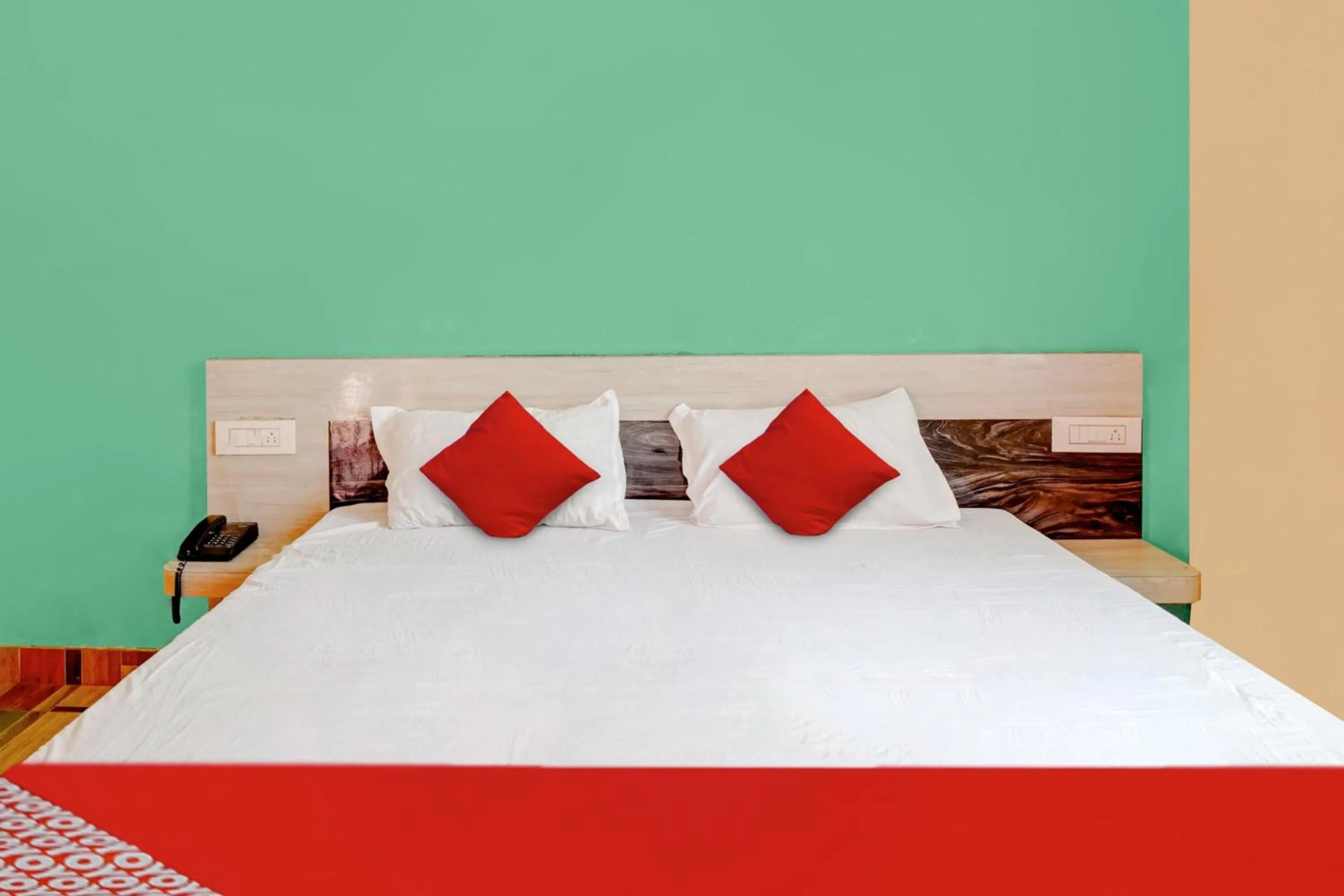 Lobby or reception, Bed in Hotel O Siddhi Vinayak