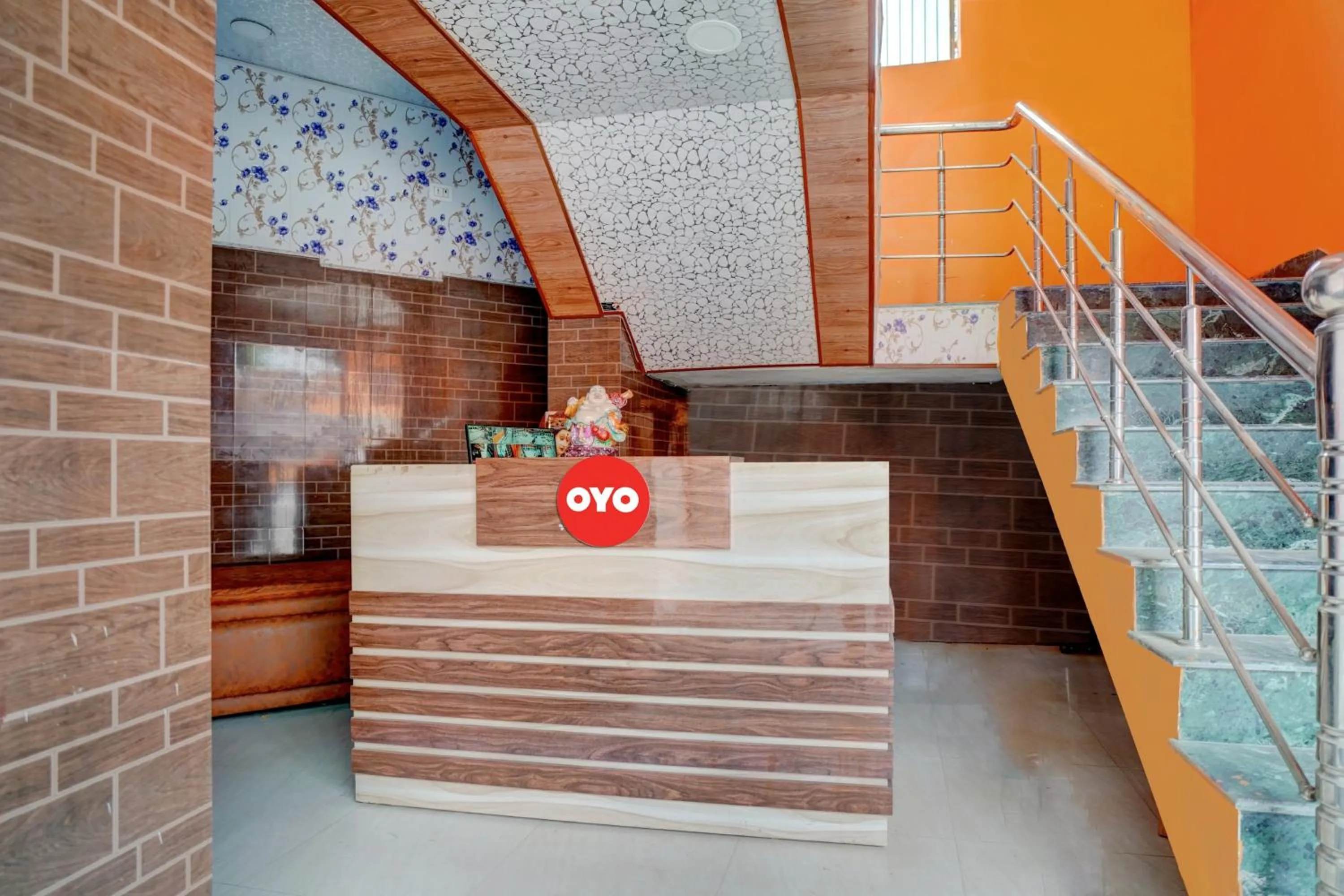 Lobby or reception in Hotel O Siddhi Vinayak