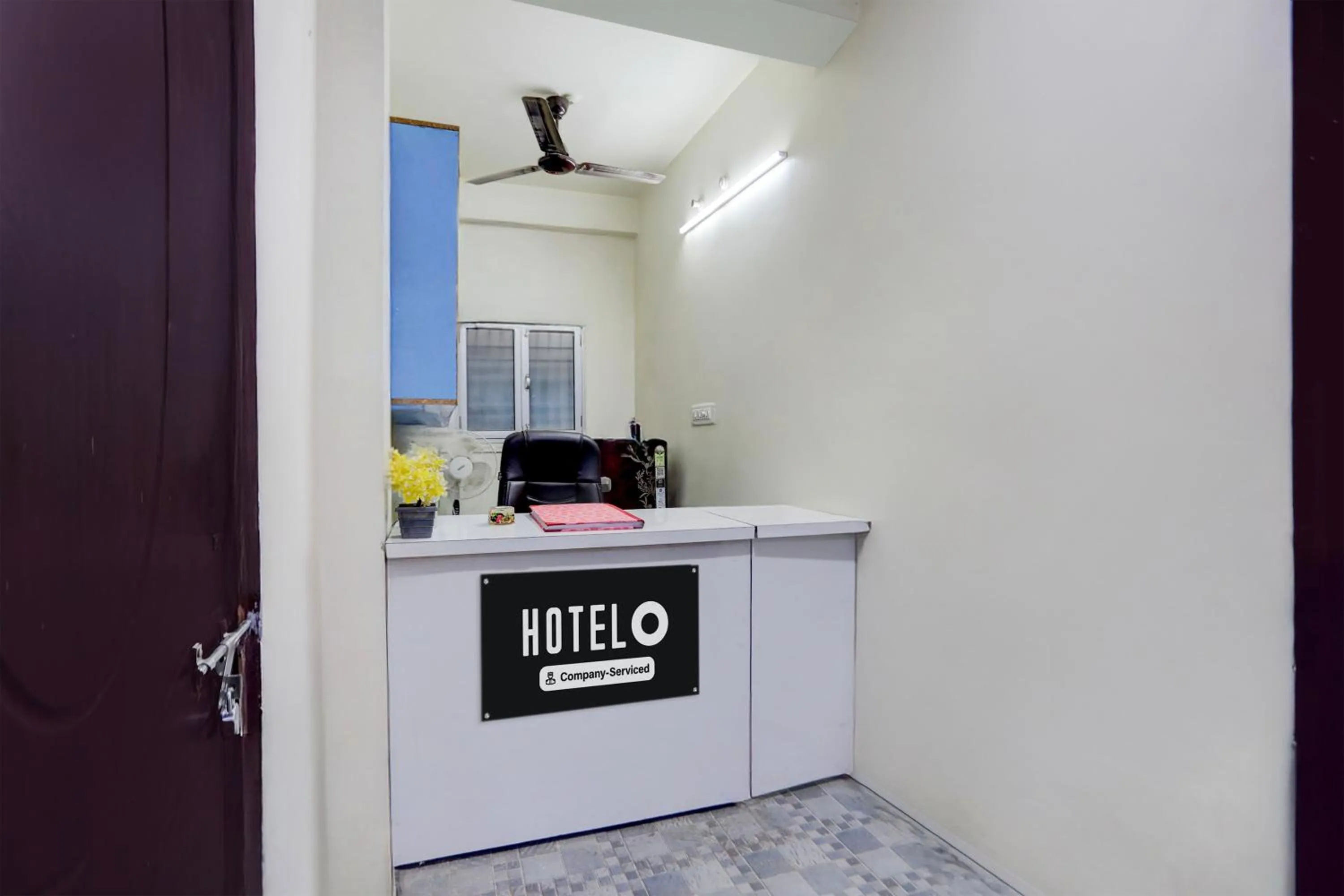 Lobby or reception in Super Hotel O Hanuman Nagar Kankarbagh Formerly Home Town