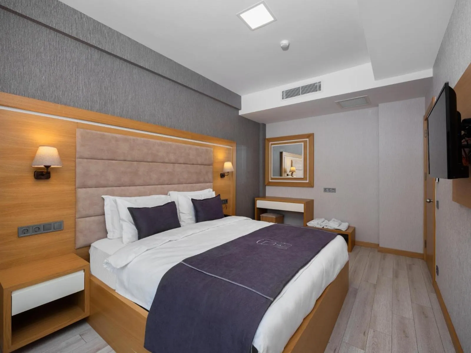 Bed in Ma-Si Urla Hotel