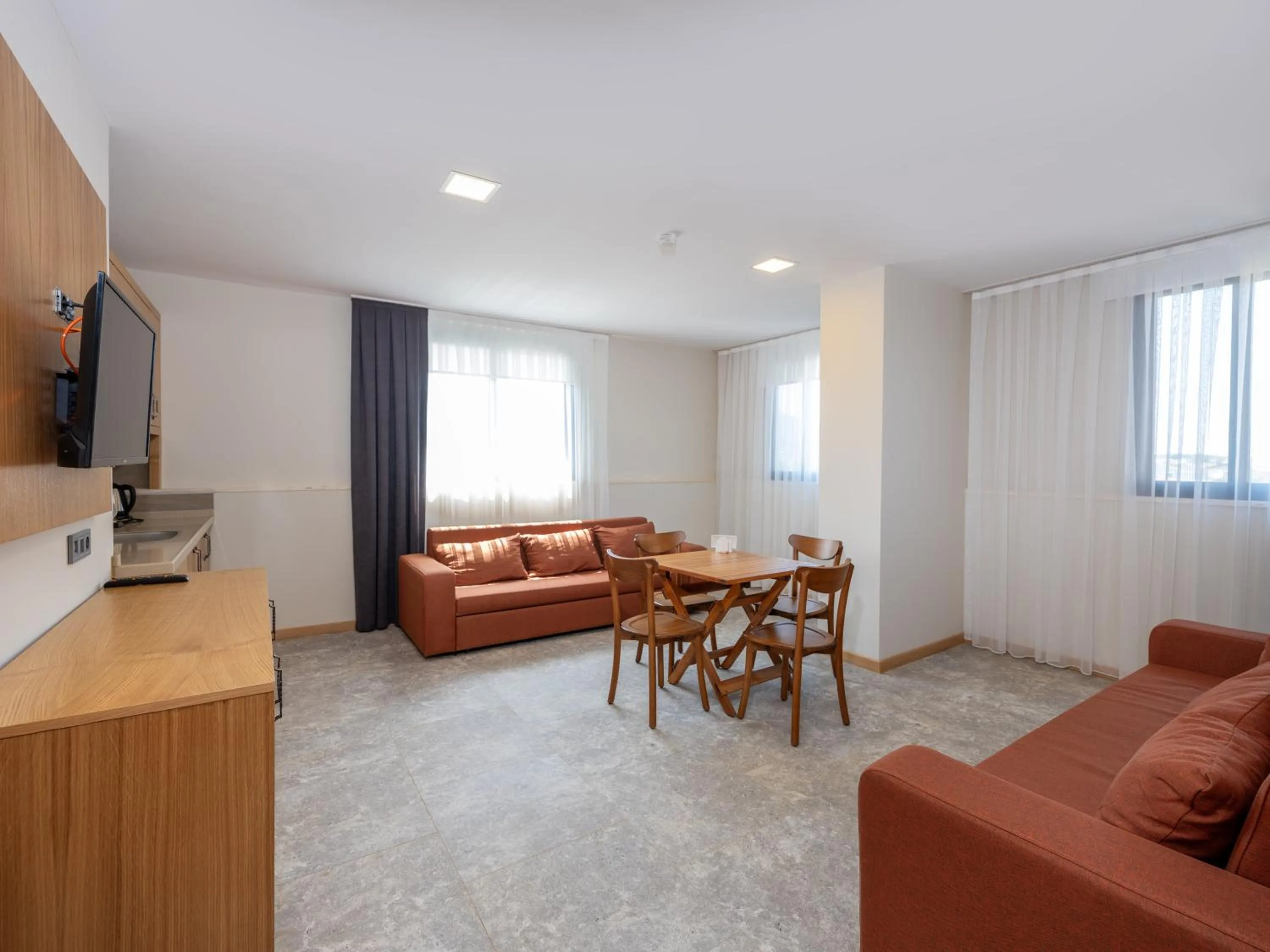 Family in Ma-Si Urla Hotel