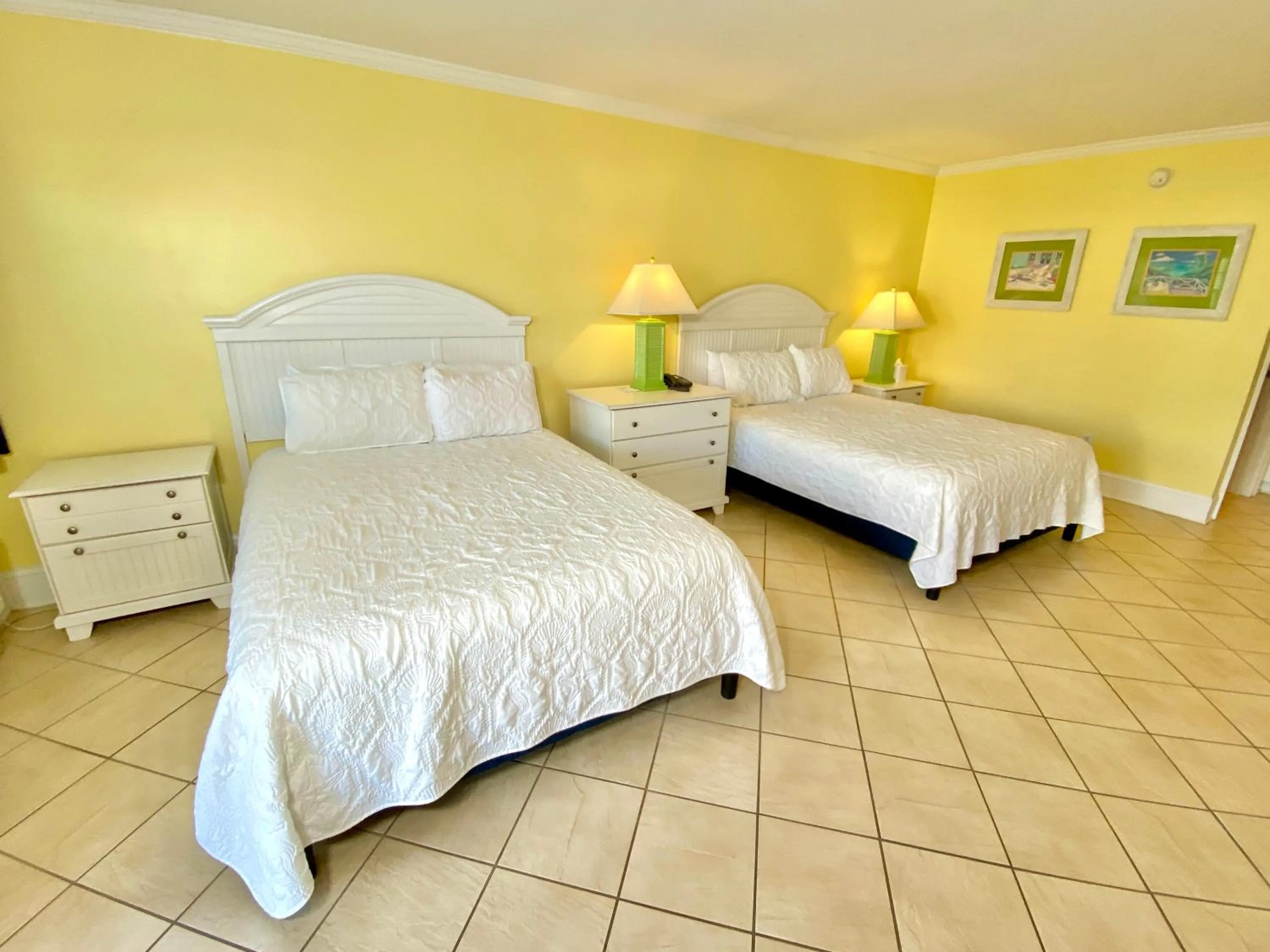 Double Room in Island Inn of Atlantic Beach