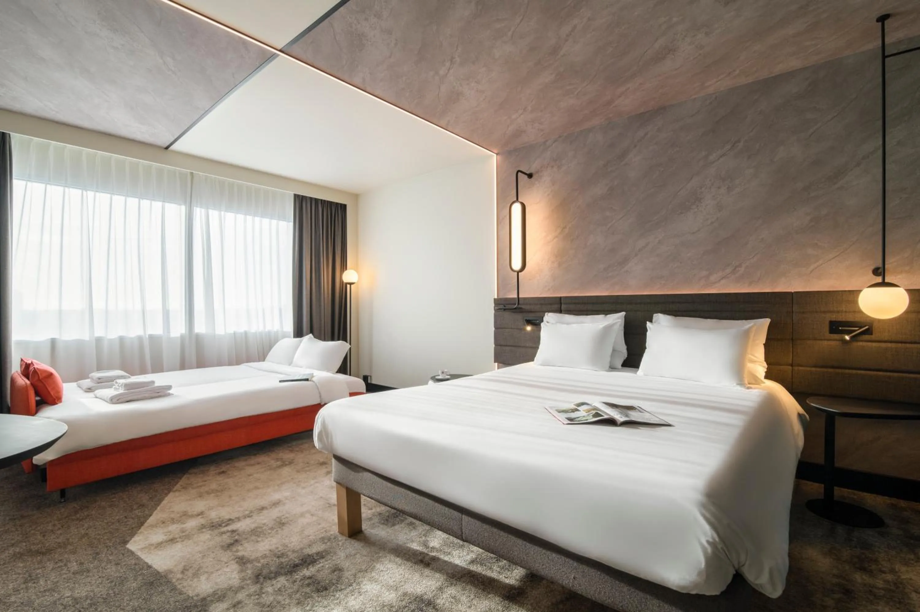 Bedroom, Bed in Novotel Rotterdam Brainpark