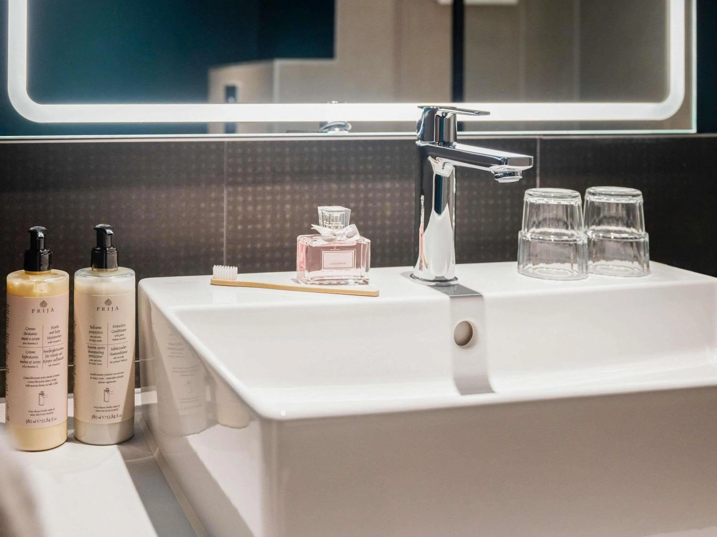 Bedroom in Novotel Rotterdam Brainpark