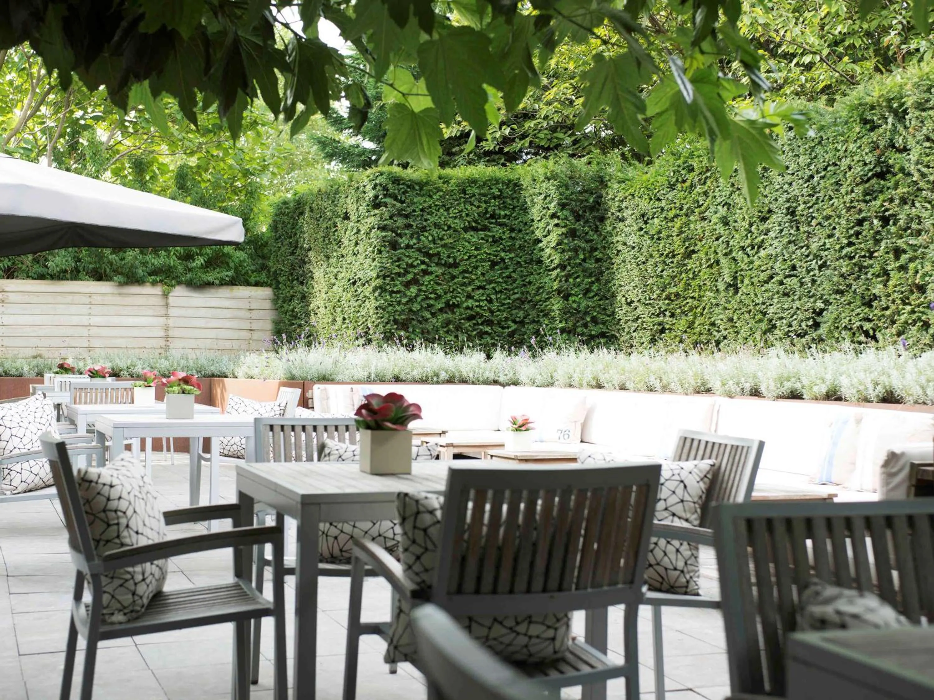 Restaurant/places to eat in Novotel Rotterdam Brainpark