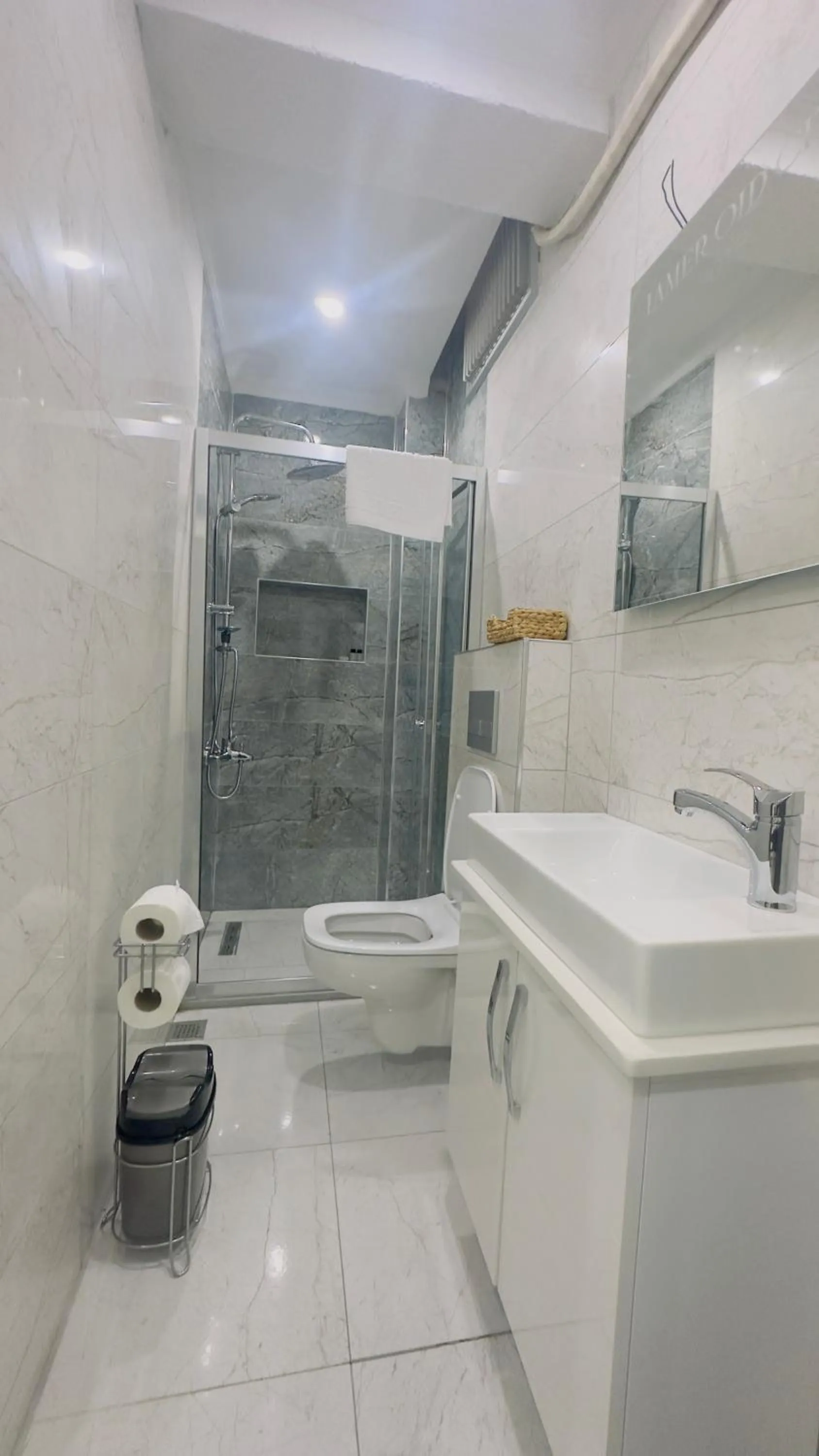 Shower in La Mer Old City Hotel