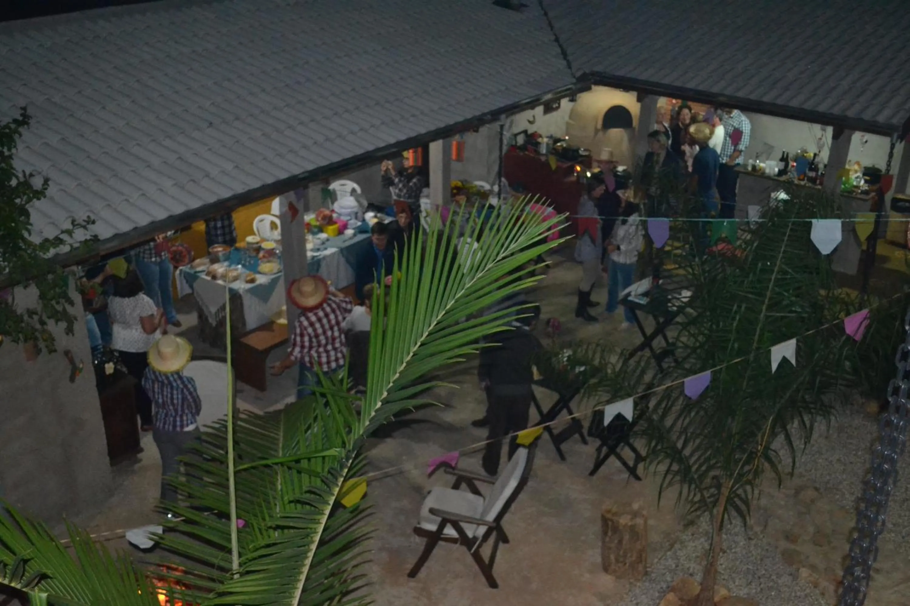 Kitchen or kitchenette in Pousada Rota dos Pássaros