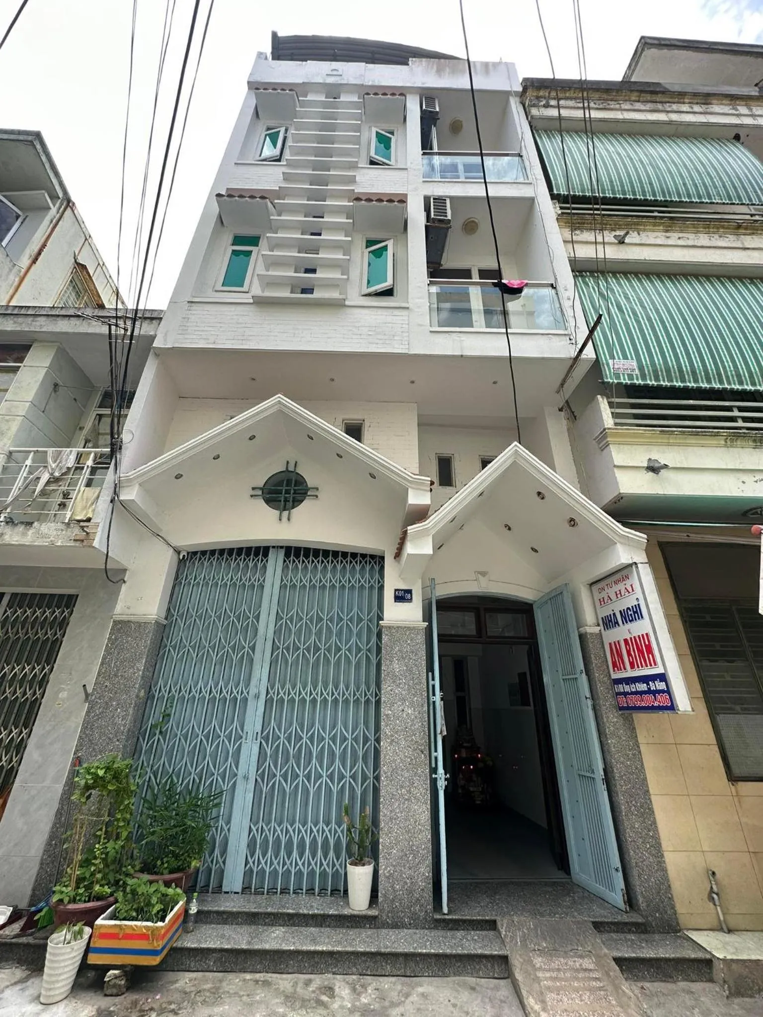 Facade/entrance in OYO 1182 An Binh Motel