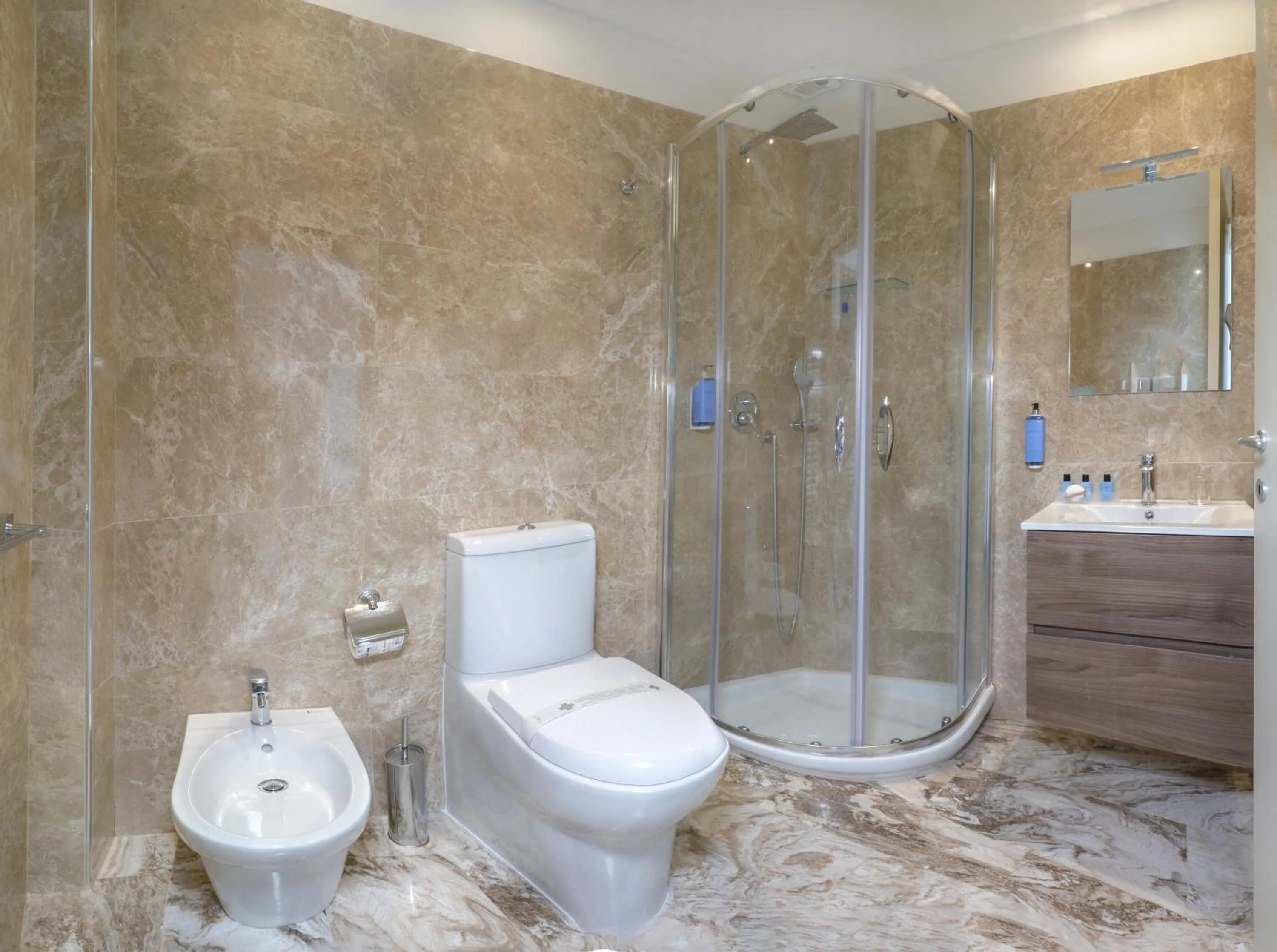 Bathroom in Cristallo Park Hotel