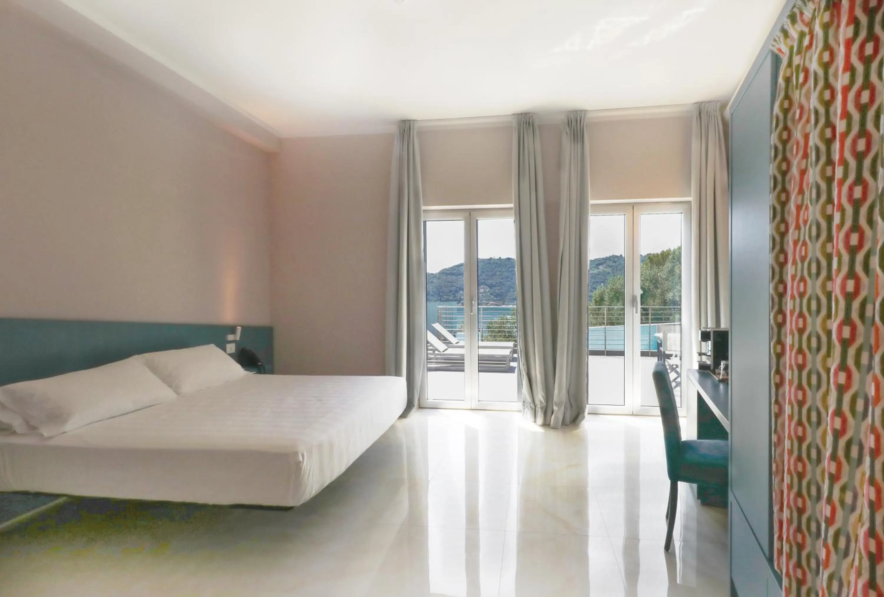 Bedroom, Bed in Cristallo Park Hotel