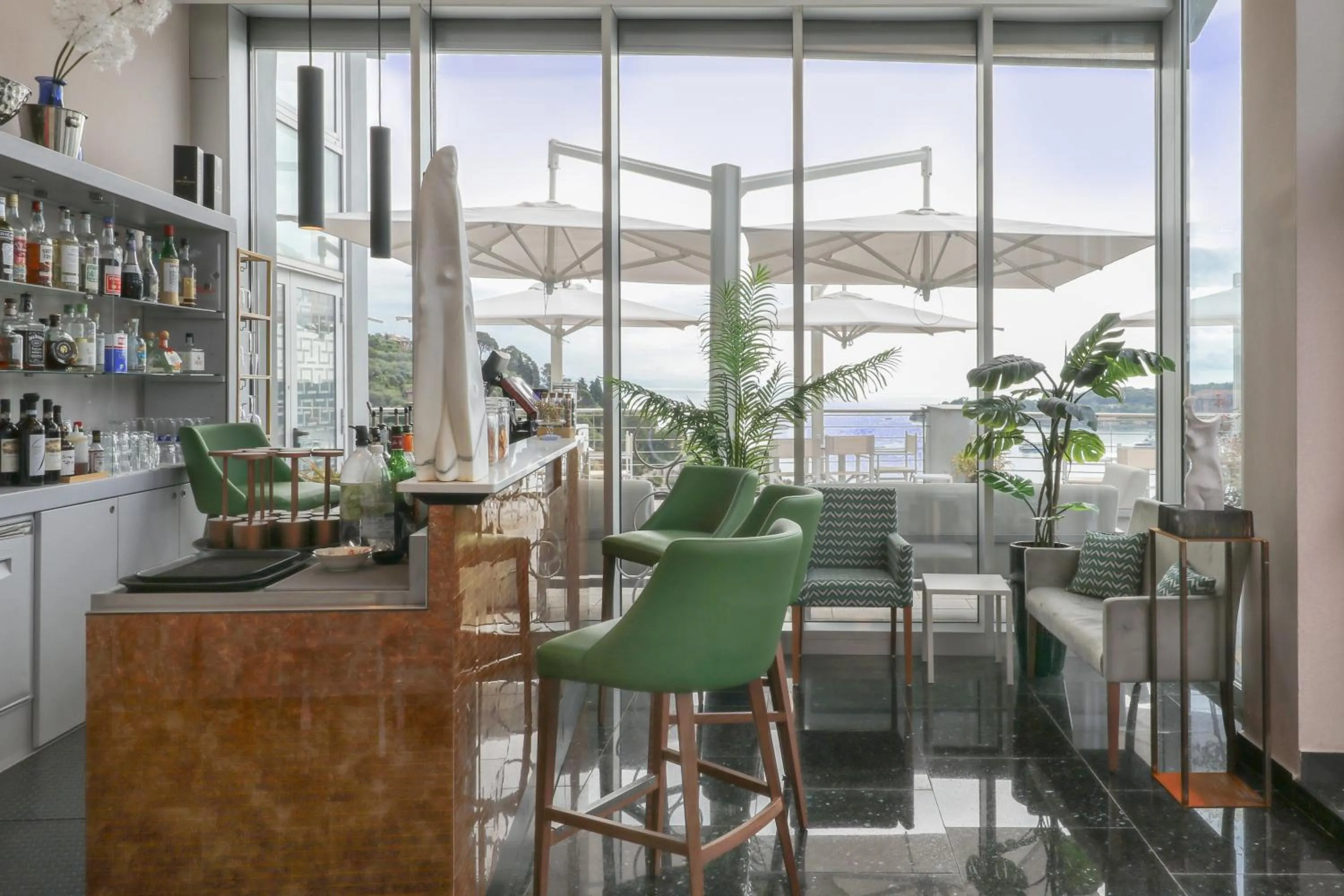 Lounge or bar in Cristallo Park Hotel