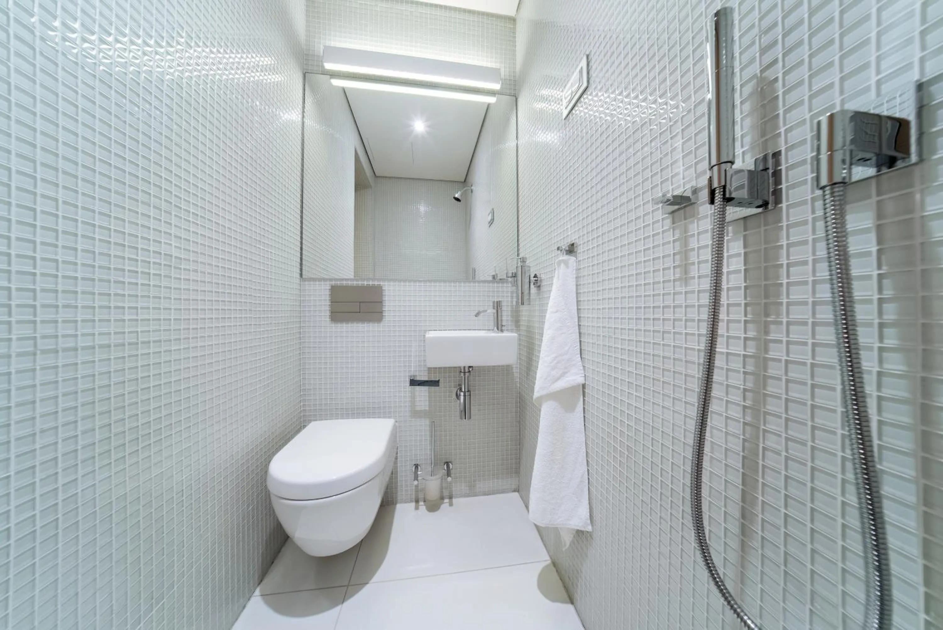 Shower in Luxury Waterfront Villa at Dukly Gardens