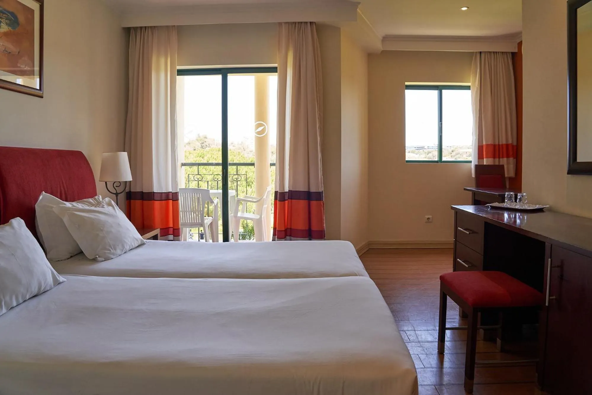 Bed in The Navigator - Palm Oasis Alvor - All Inclusive
