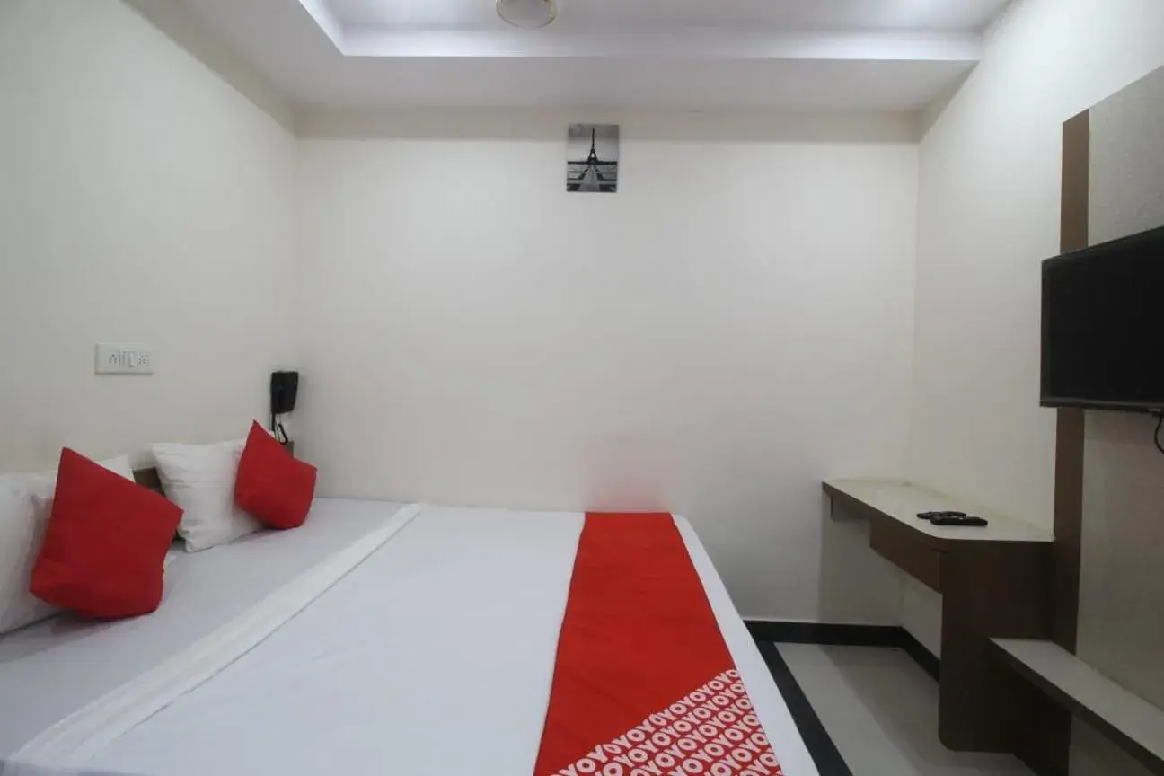 Bed in Arjuna Luxury Rooms Bed in Arjuna Luxury Rooms