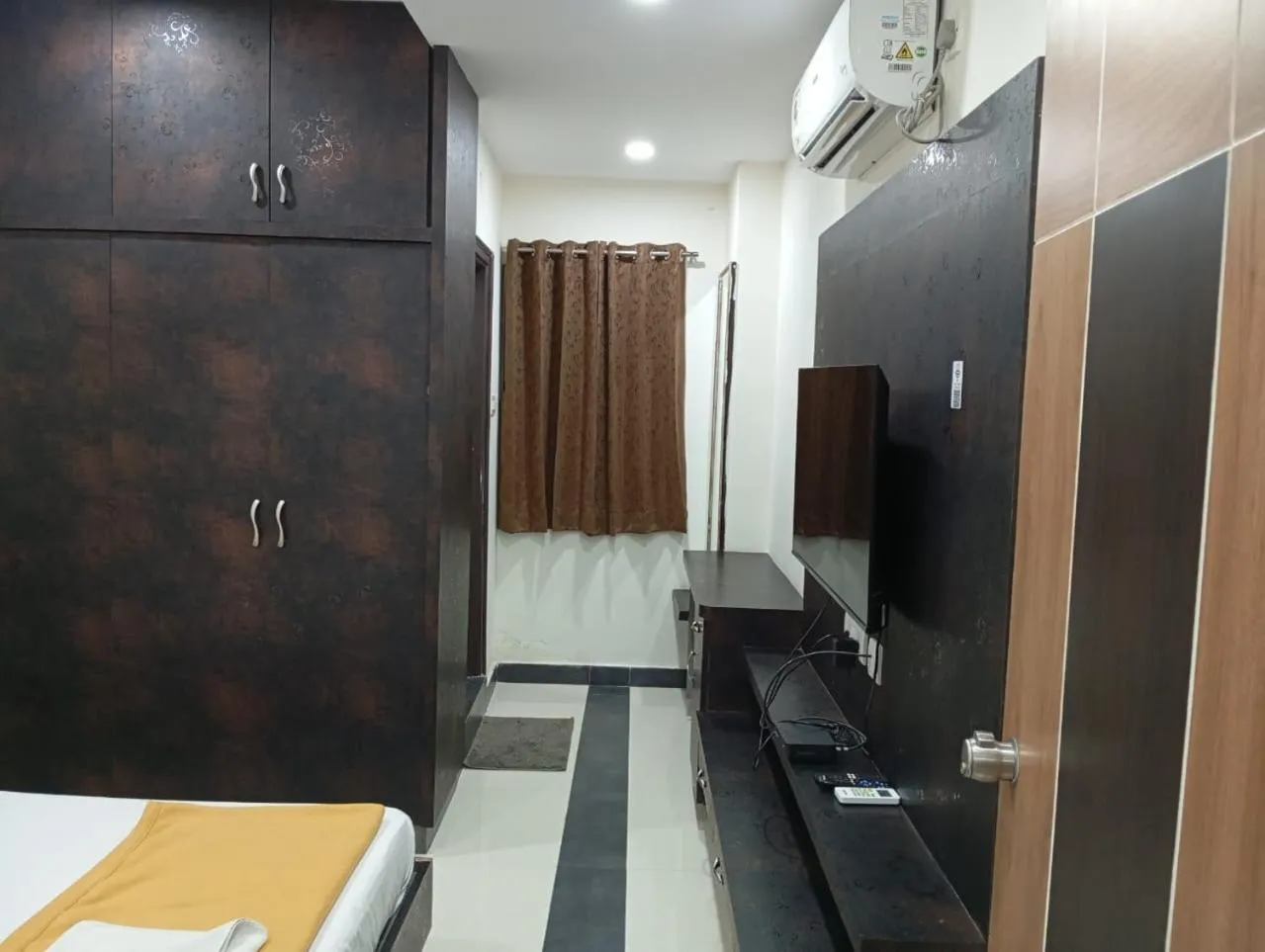 Bed in Arjuna Luxury Rooms