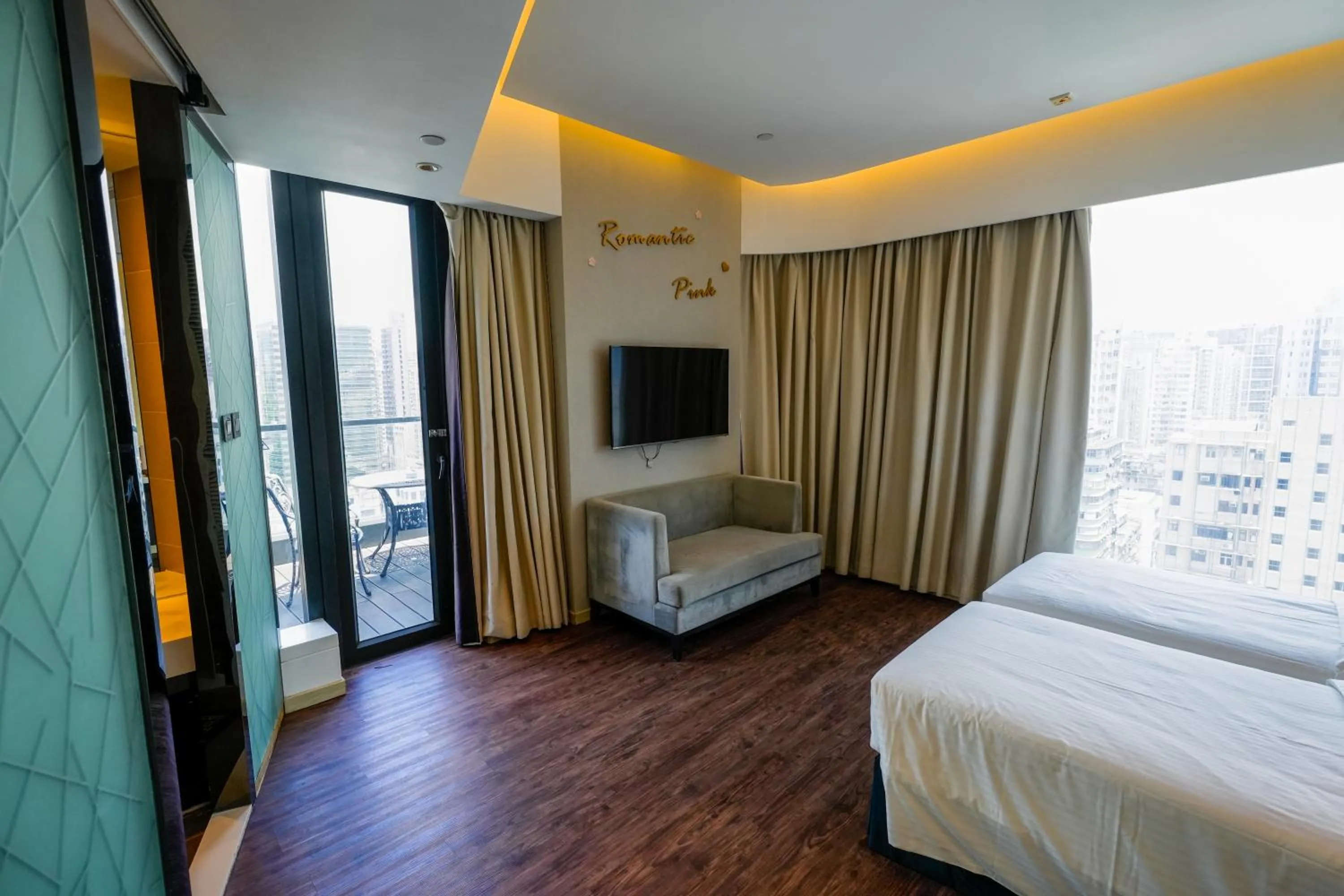 Bedroom, Bed in Epoch Hotel