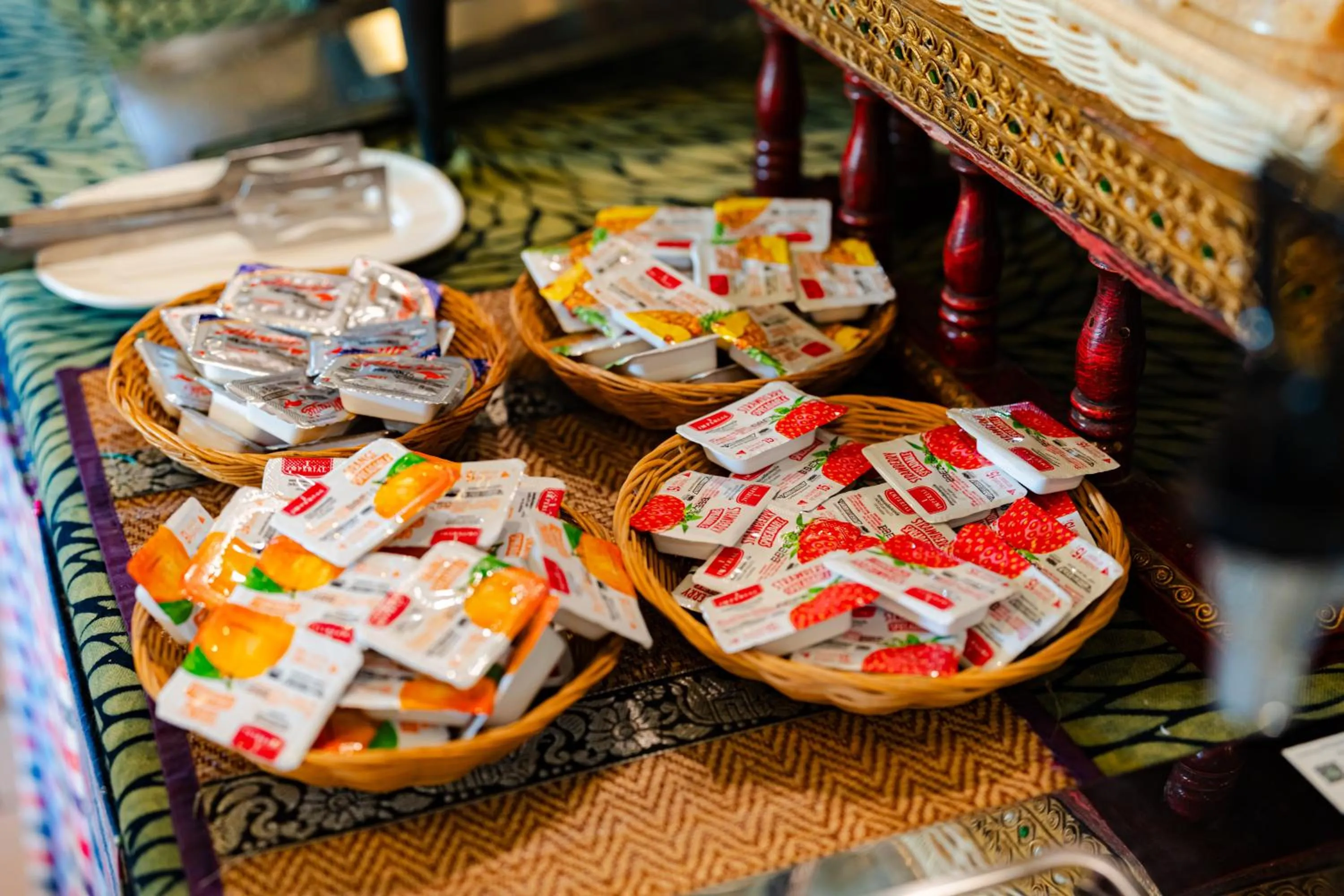 Restaurant/places to eat in Viang Thapae Resort